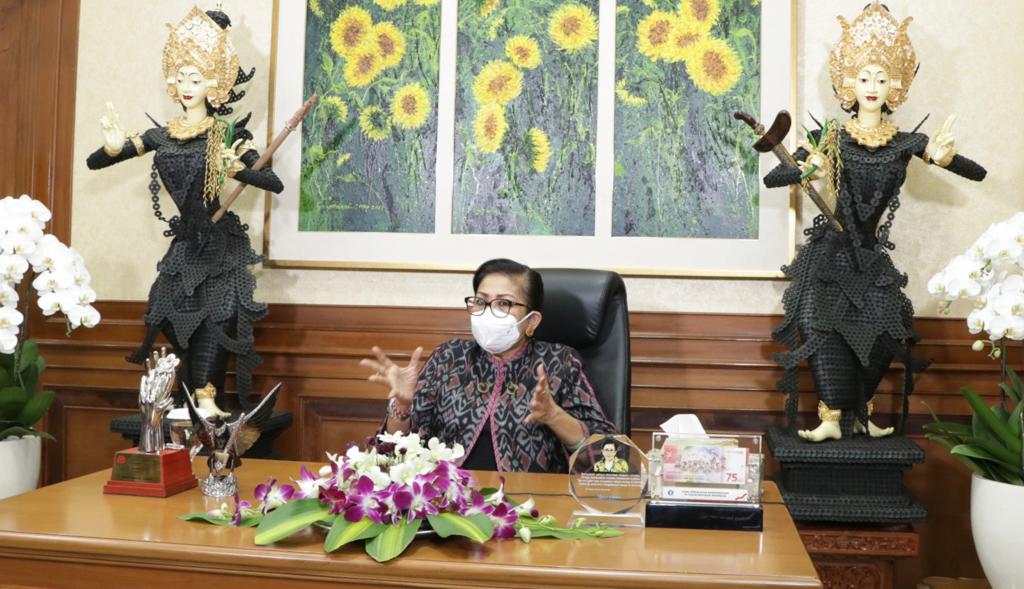 Ny Putri Koster Apresiasi Kolaborasi Penyair dan Perupa dalam Buku 'Gajah Mina'