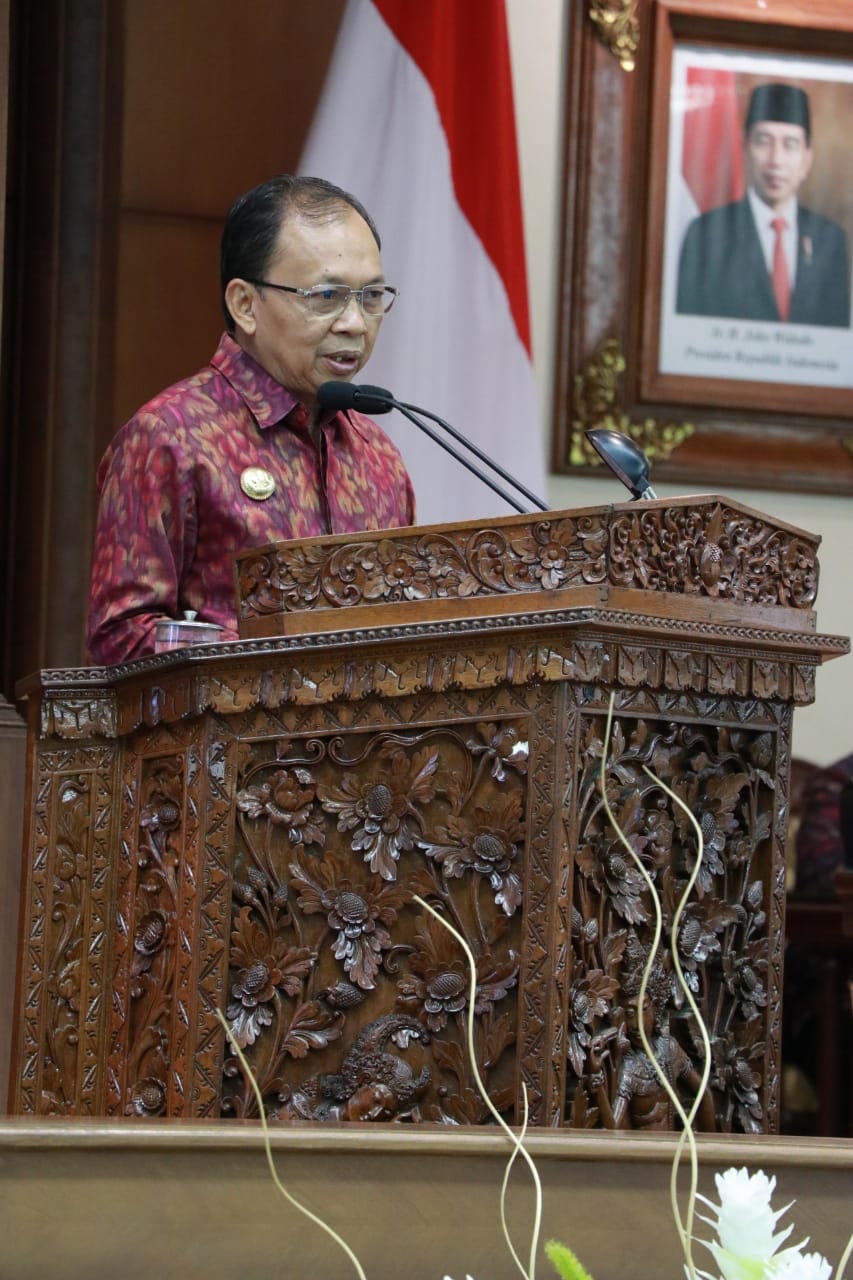 Sampaikan LKPJ, Gubernur Koster Beber Capaian di Tahun 2020