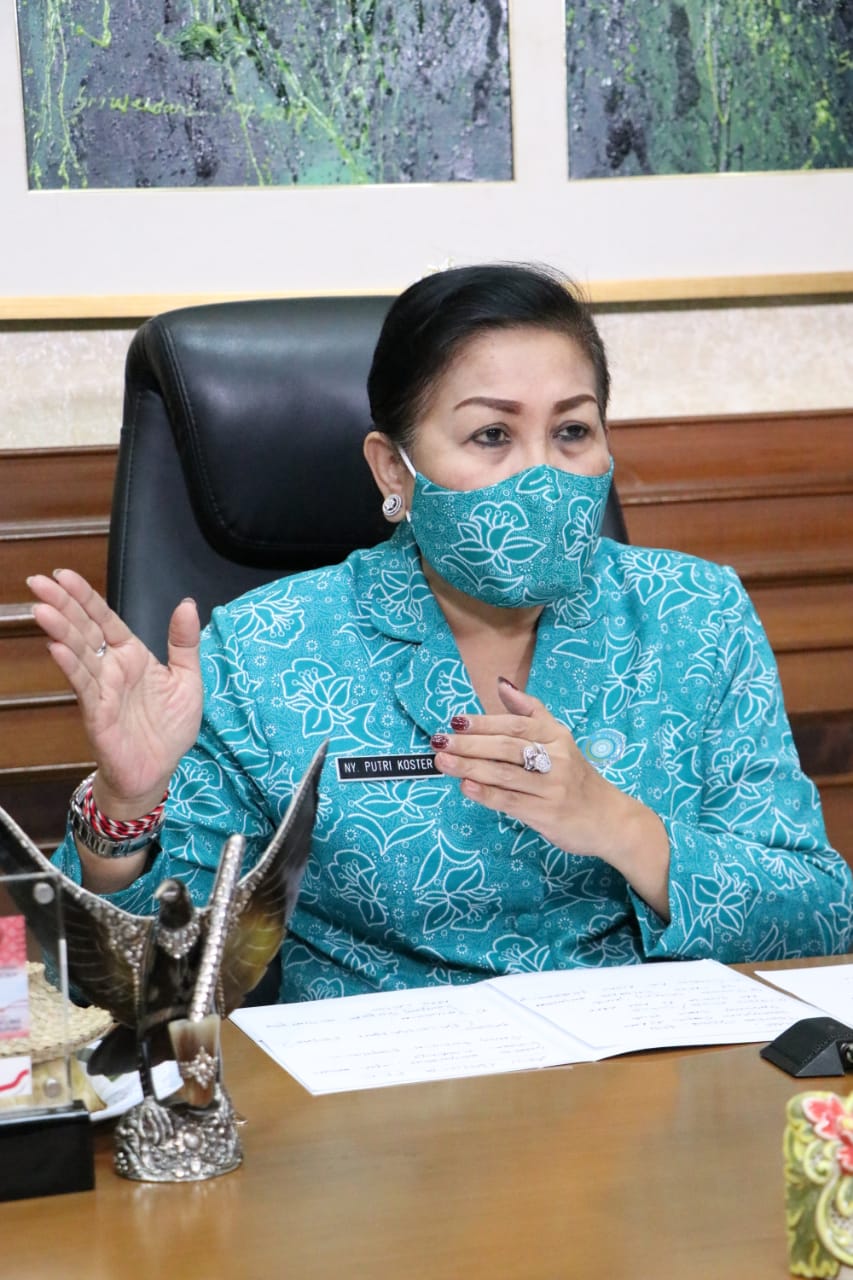 Wujudkan Bali Bebas Darurat Sampah, Ny Putri Koster Gencar Sosialisasikan Pengelolaan Sampah Berbasis Sumber yang Diperkuat TPS 3R