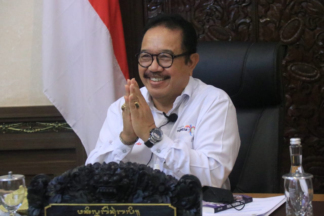Wagub Cok Ace Tekankan Pentingnya Keselarasan Aturan Hukum dan Kearifan Lokal