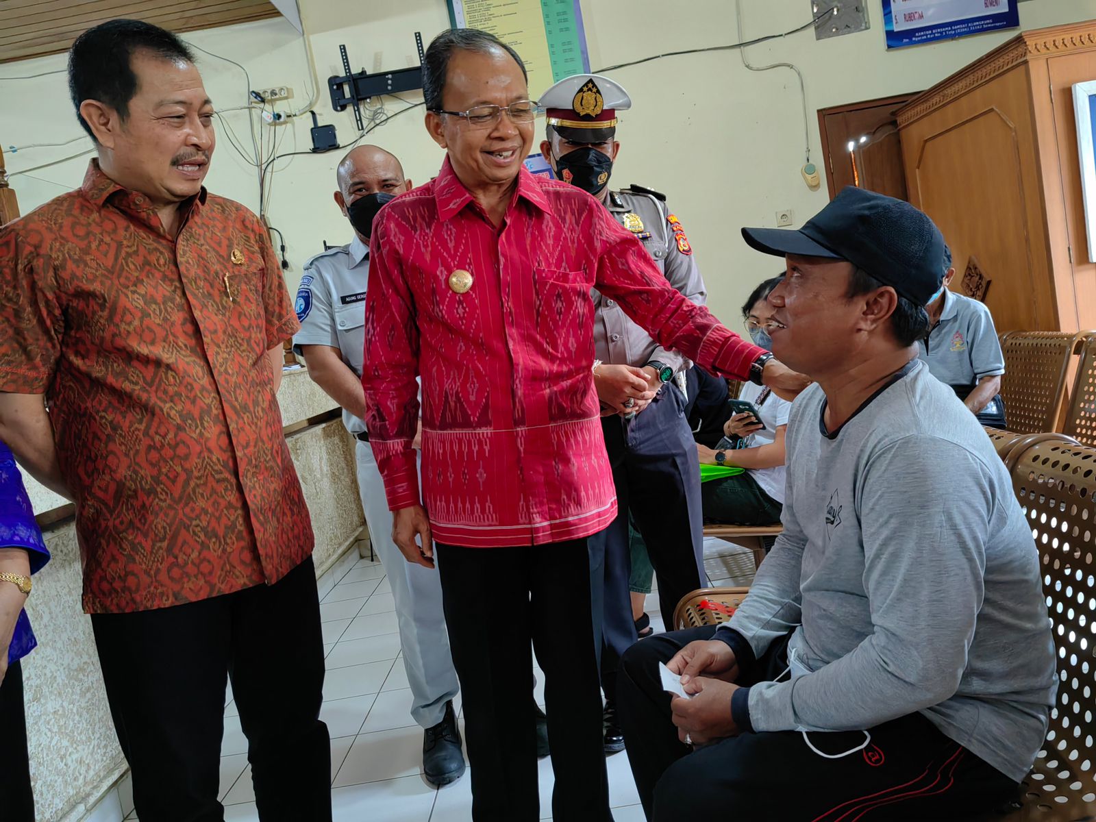 Gubernur Wayan Koster Inspeksi Ruang Kerja UPTD PPRD Provinsi Bali di Kabupaten Gianyar dan Klungkung