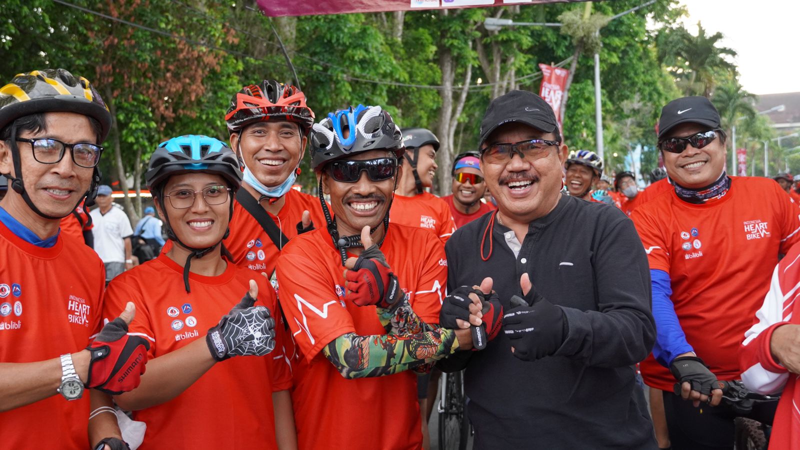 Jaga Kesehatan dan Ajang Silaturahmi, Wagub Cok Ace Apresiasi Indonesia Heart Bike 2022