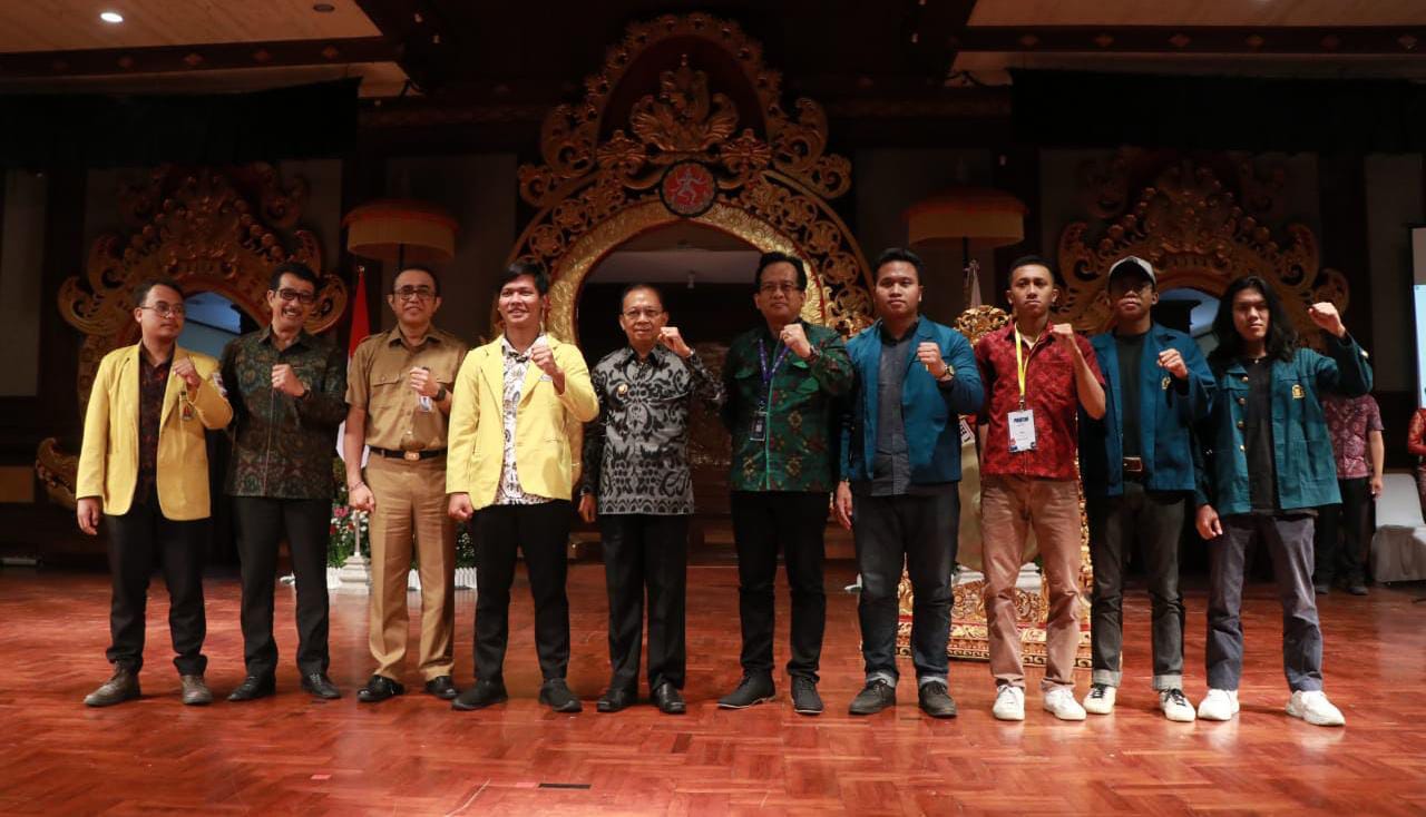 Gubernur Koster Buka Rakernas Aliansi BEM Seluruh Indonesia di Art Center