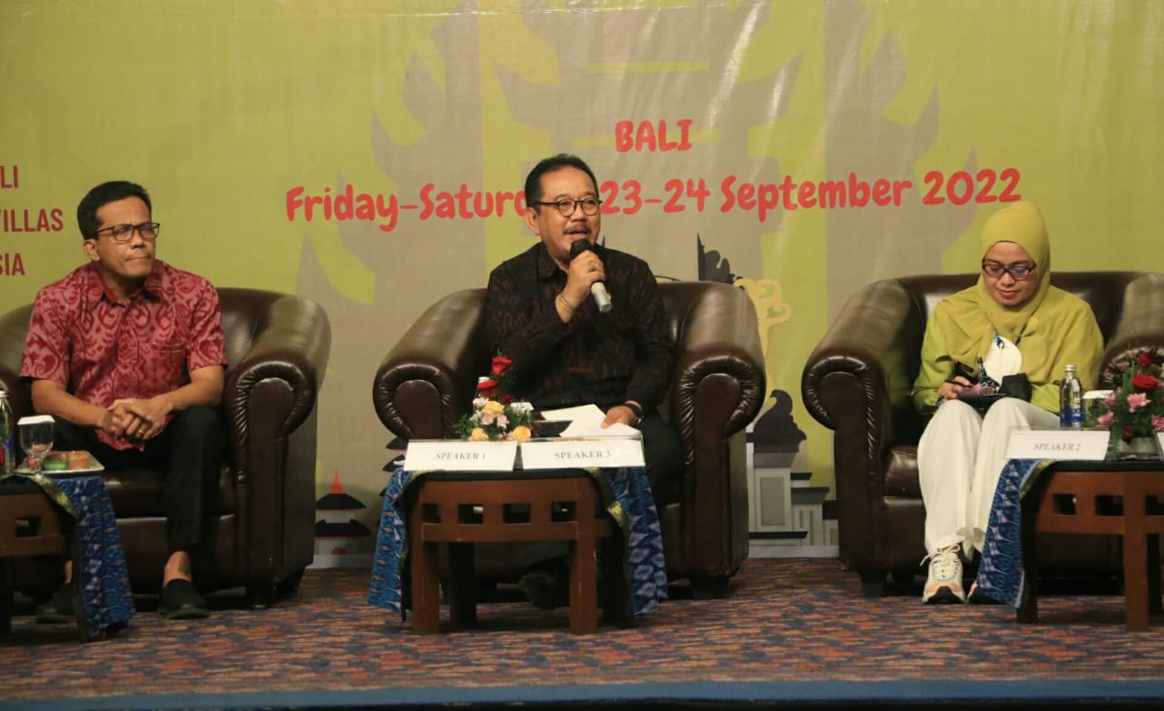 Wagub Cok Ace Paparkan Sejarah Perkembangan Pariwisata Bali