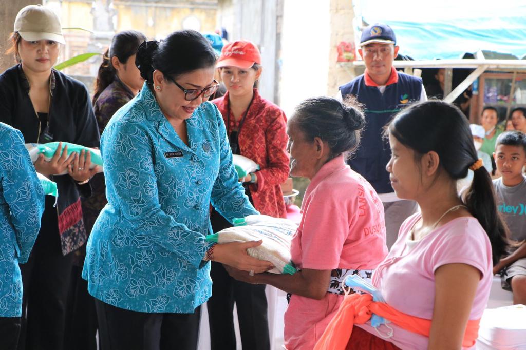 Kunjungan Kerja Ketua Tim Penggerak PKK Provinsi Bali Ny. Putri Koster di Kabupaten Klungkung