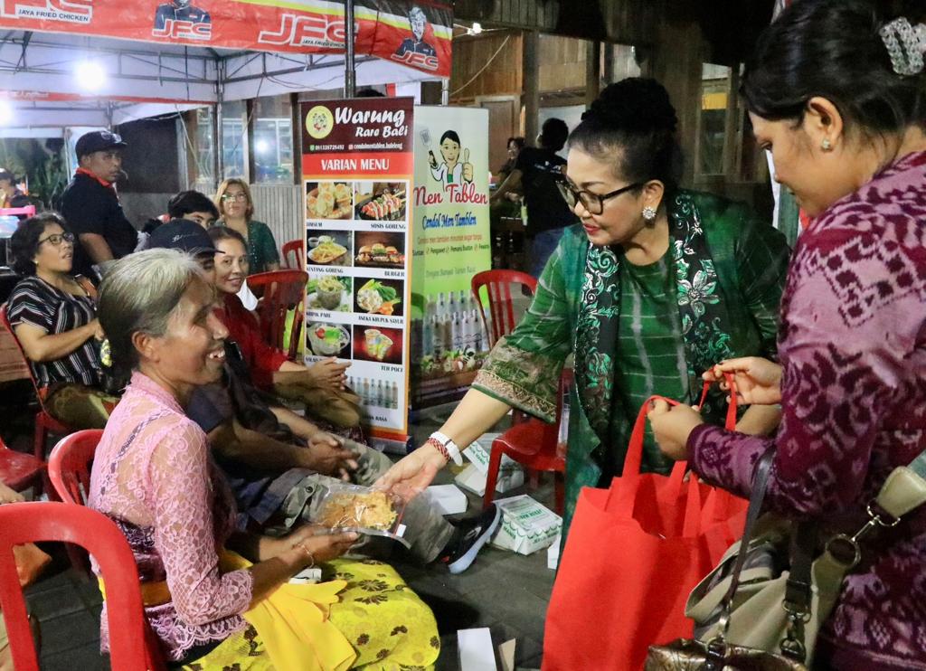 Ny Putri Koster Buka Festival Karya Seni Disabilitas Bali