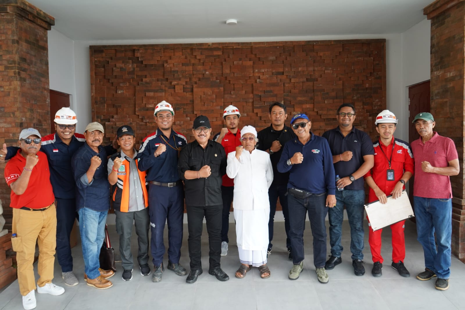Wagub Cok Ace Gembira Penataan Kawasan Suci Pura Agung Besakih Hampir Rampung