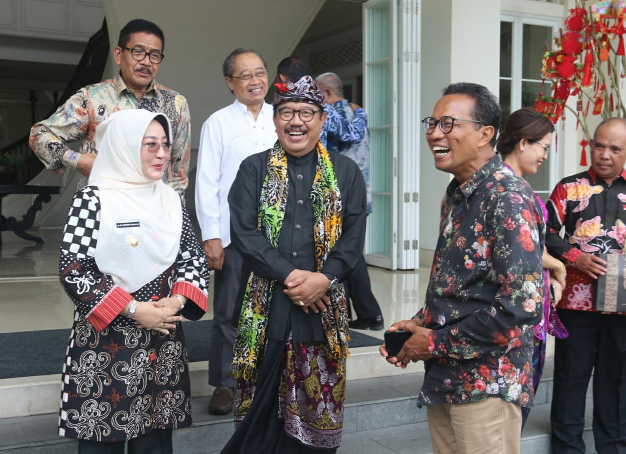 Wagub Bali Cok Ace Meminta Pengembangan Potensi Pariwisata Tidak Melupakan Keberadaan dan Keterlibatan Warga Lokal Bali