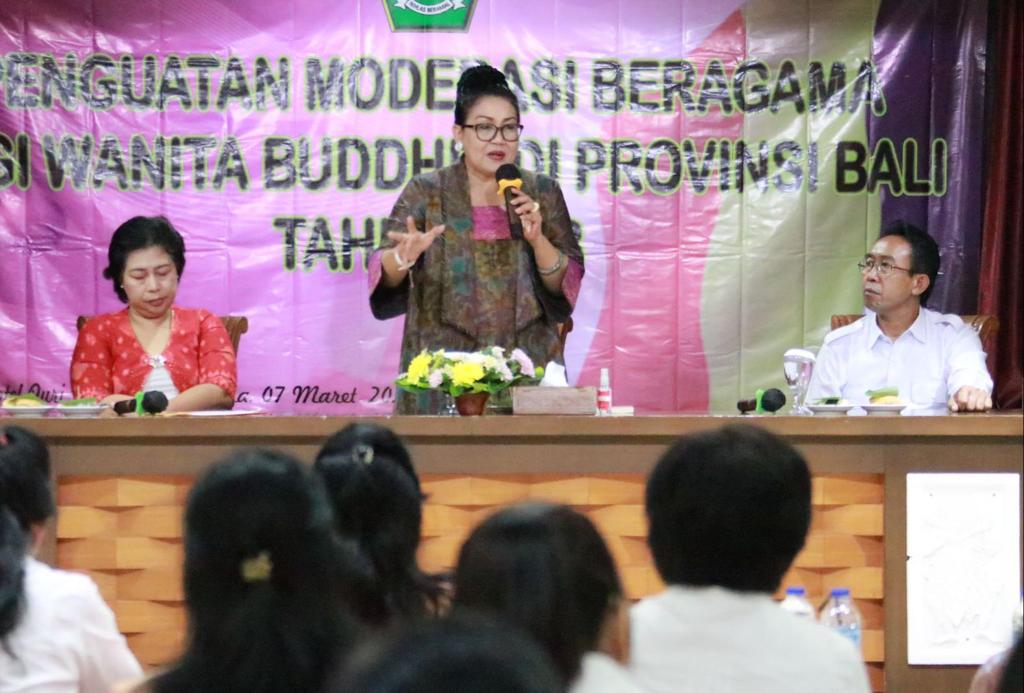 Ny. Putri Koster Dorong Para Ibu Mengajarkan Anak Nilai-Nilai Moderasi