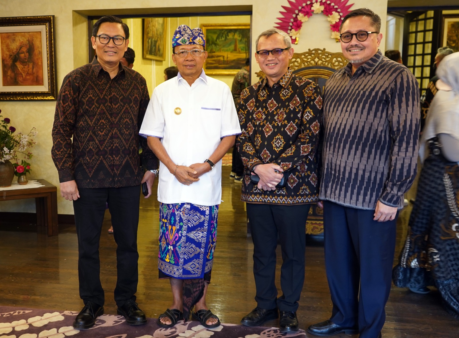 Keindahan Kain Tenun dan Kerajinan Khas Bali Digemari Masyarakat Jepang