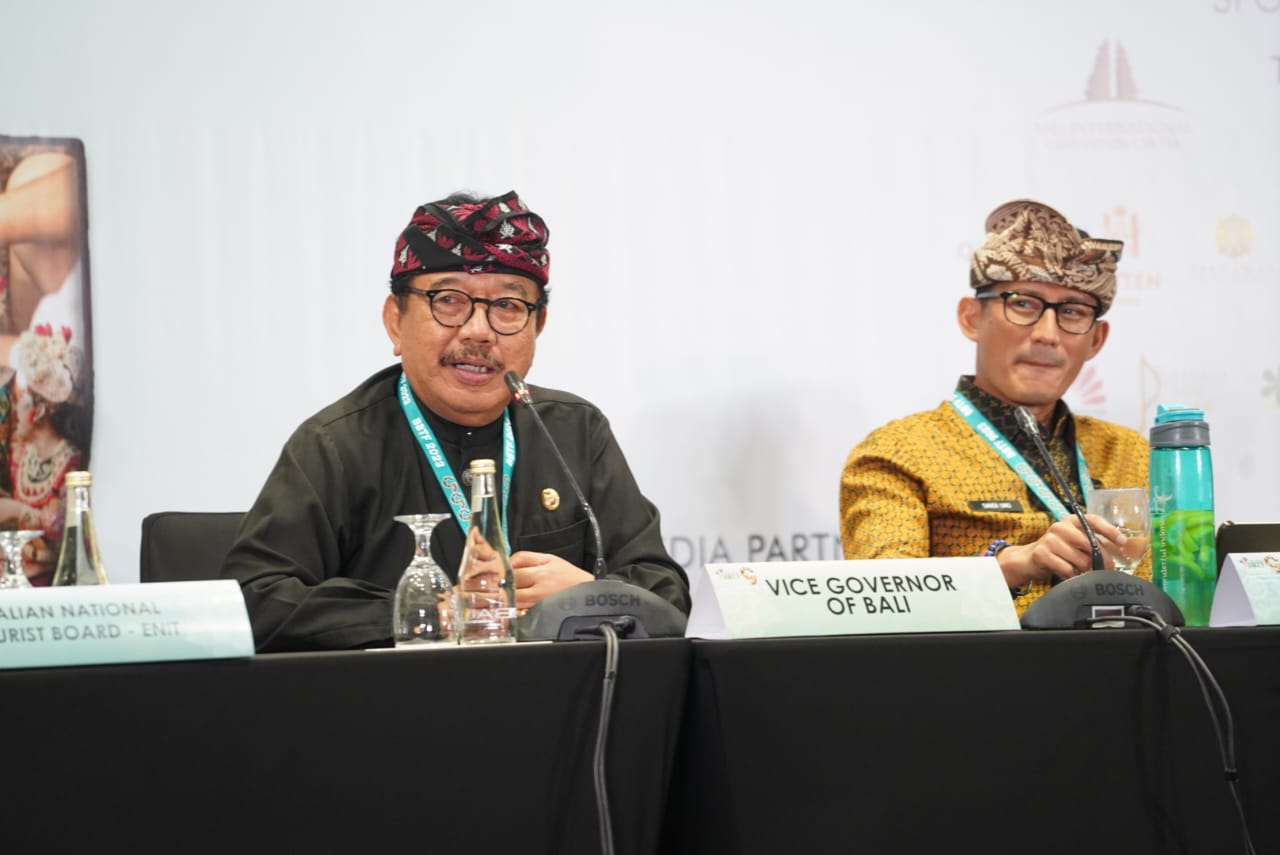 Hadiri Penutupan BBTF Ke-9, Wagub Cok Ace Harap Bali Bisa Jadi “HUB” Perkenalkan Pariwisata Indonesia