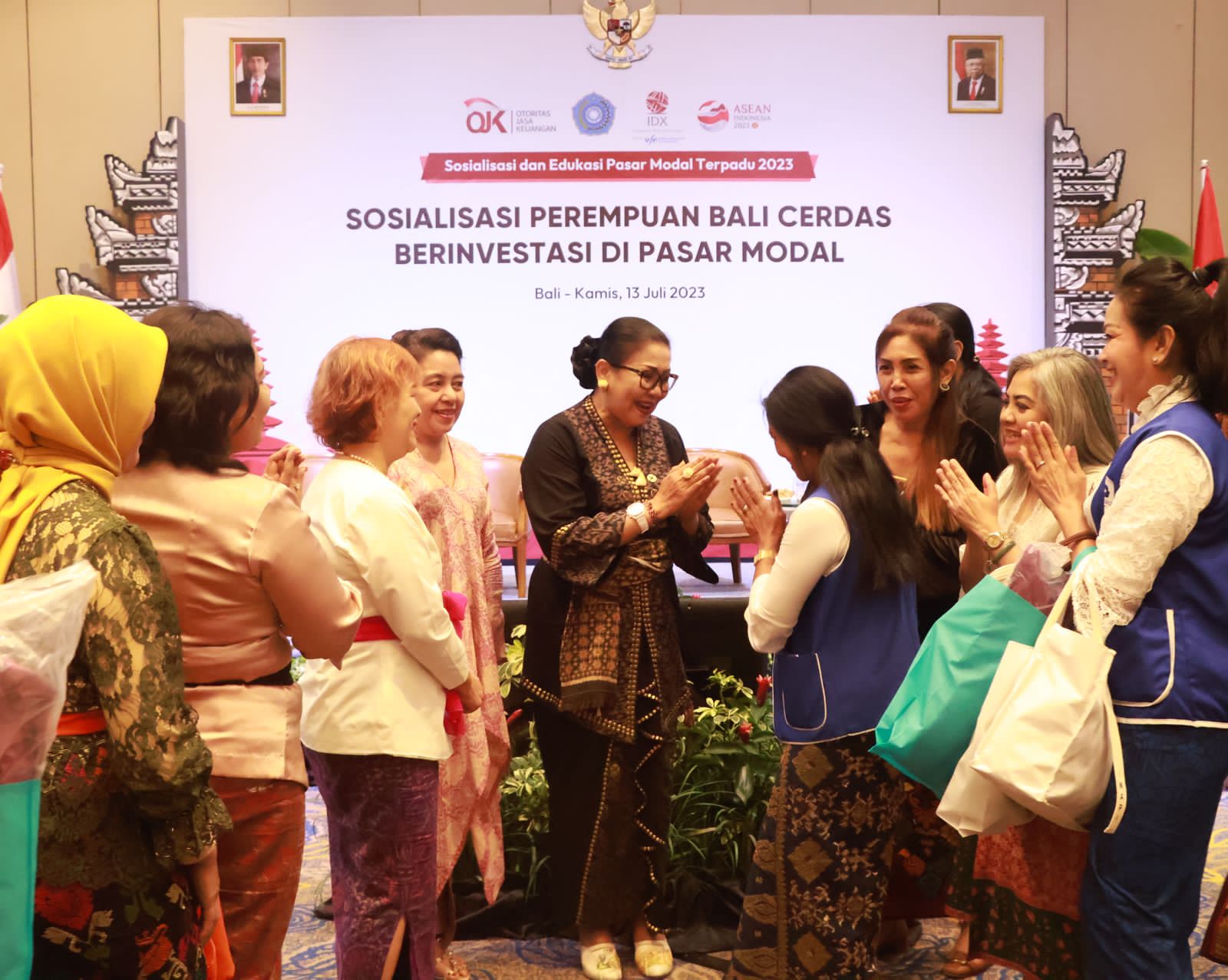 Ny. Putri Koster Harap Perempuan Bali Cerdas Pahami Berinvestasi di Pasar Modal