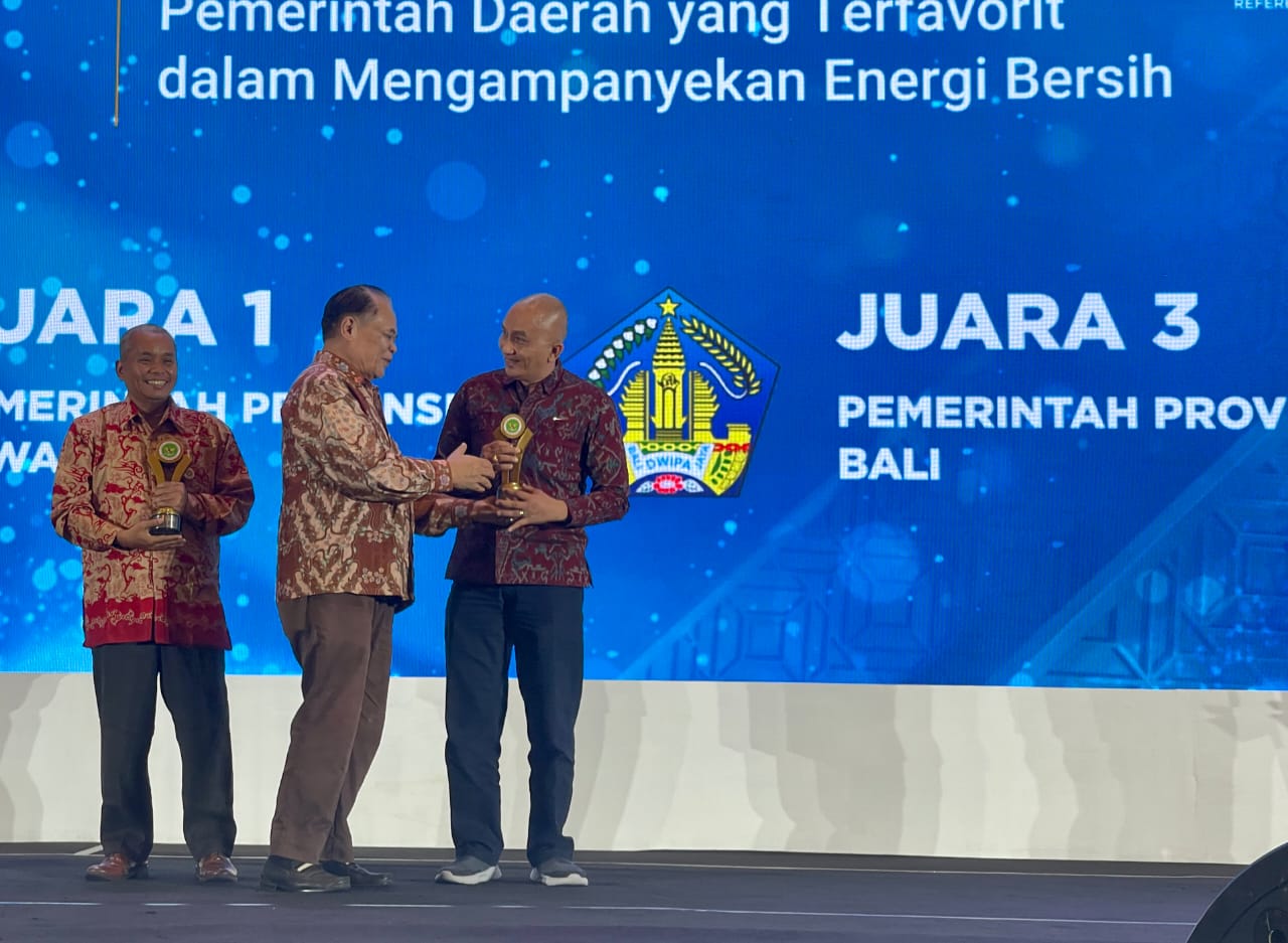 Rajin Kampanye Energi Bersih, Pemprov Bali Raih Penghargaan