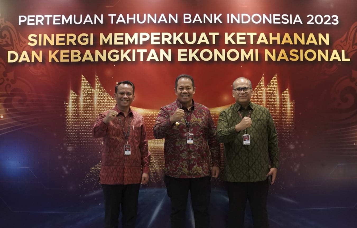 Terapkan SKNBI, PJ. Gubernur Bali Mahendra Jaya Apresiasi Bank BPD Bali