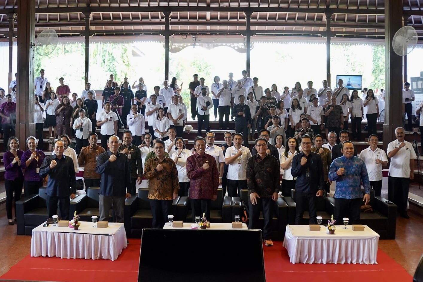 Buka Lomba Debat dan IAPI Bali Award, Sekda Dewa Indra Harap Tim Pengadaan Tingkatkan Kompetensi dan Kredibilitas