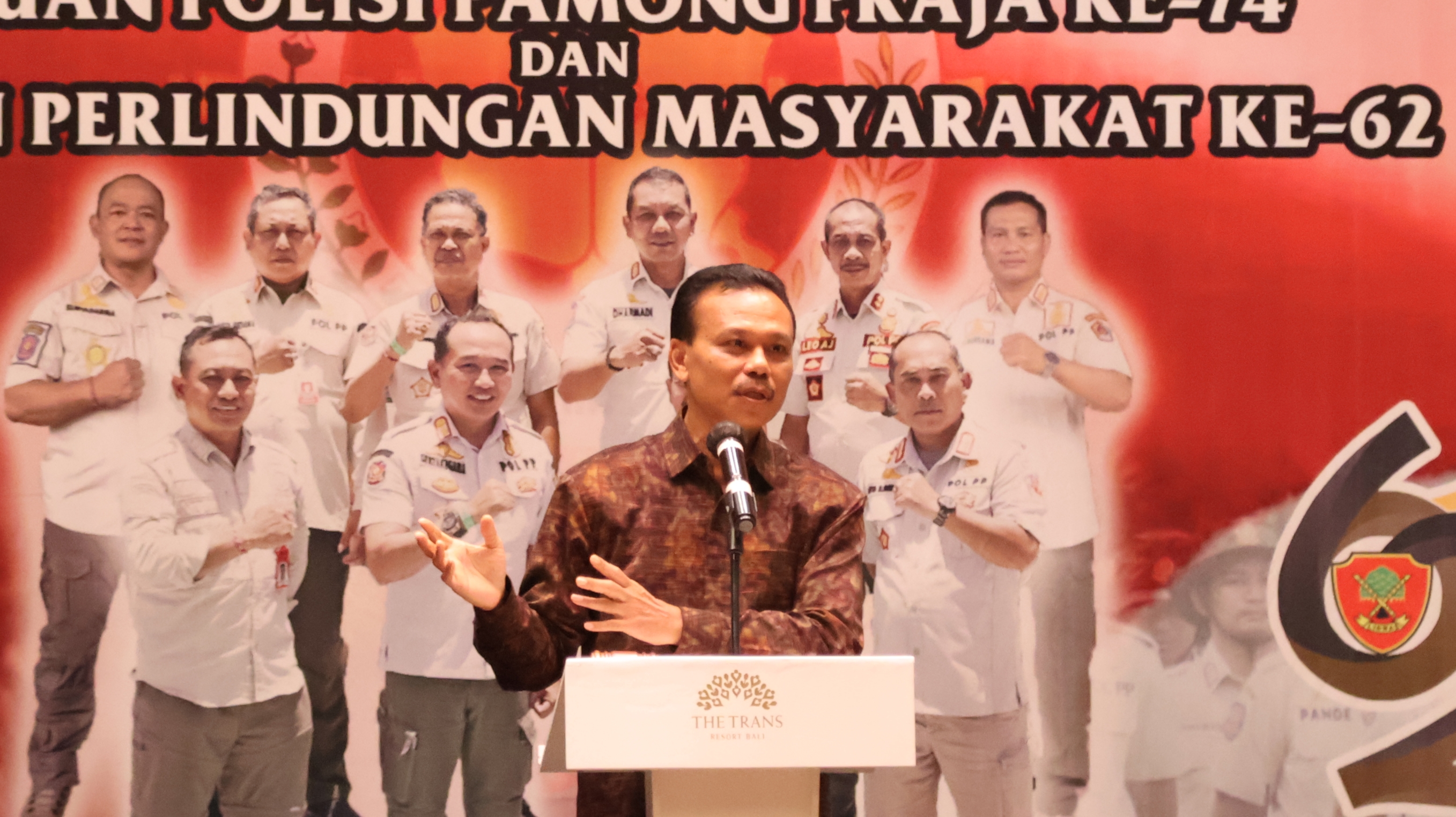 Sekda Dewa Indra Tekankan Satpol PP Perlu Melakukan Pendekatan Humanis dalam Menegakkan Peraturan