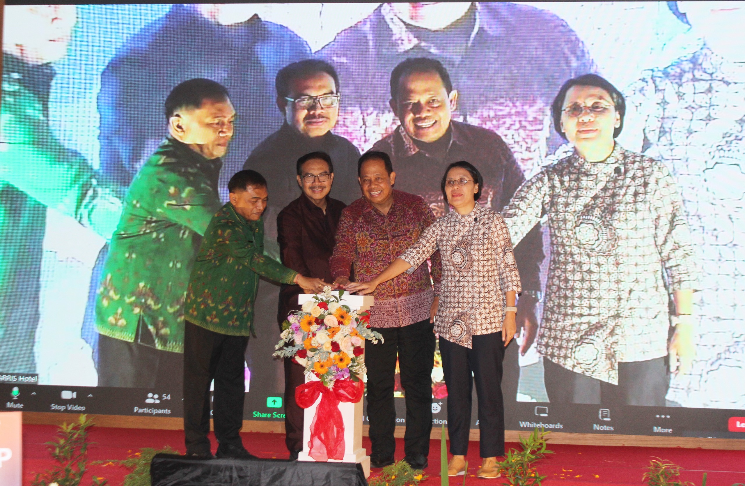 Masih Banyak ‘PR’, Pj Gubernur Mahendra Jaya Minta Semua Pihak Jangan Terlena Angka Indikator Kesehatan Bali Diatas Nasional