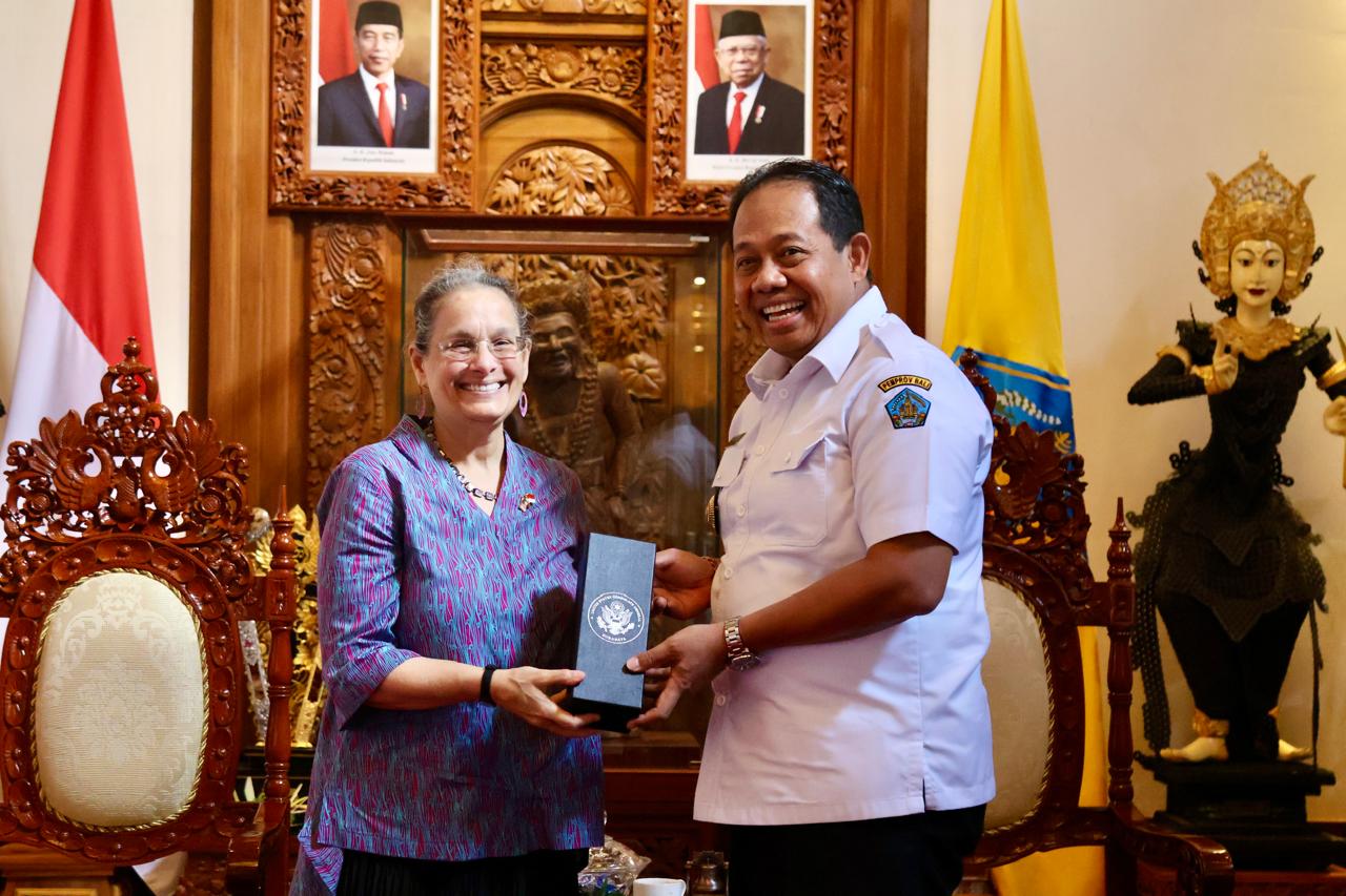 Terima Dubes AS untuk Indonesia, Mahendra Jaya Percaya Pendidikan Jadi Kunci Atasi Kemiskinan