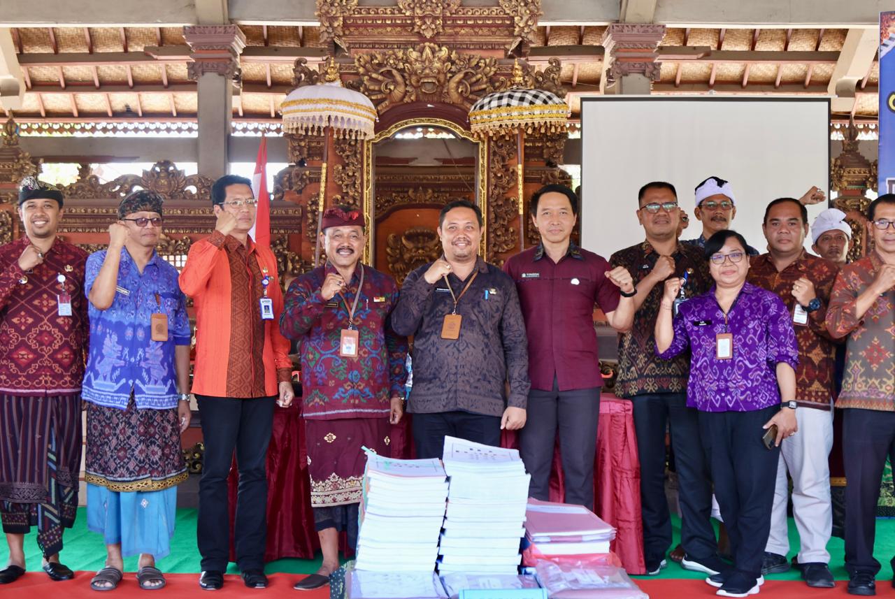 Tim Penilai Desa Anti Korupsi Sambangi Desa Awan, Desa Aan, dan Desa Kubutambahan