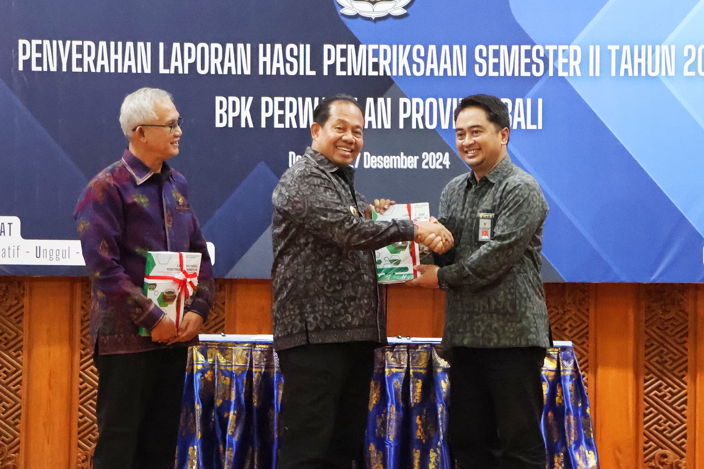 Terima LHP Semester II 2024 dari BPK, Pj Gubernur Mahendra Jaya Terus Dorong Pengelolaan Keuangan Daerah yang Akuntabel, Akurat, dan Efektif