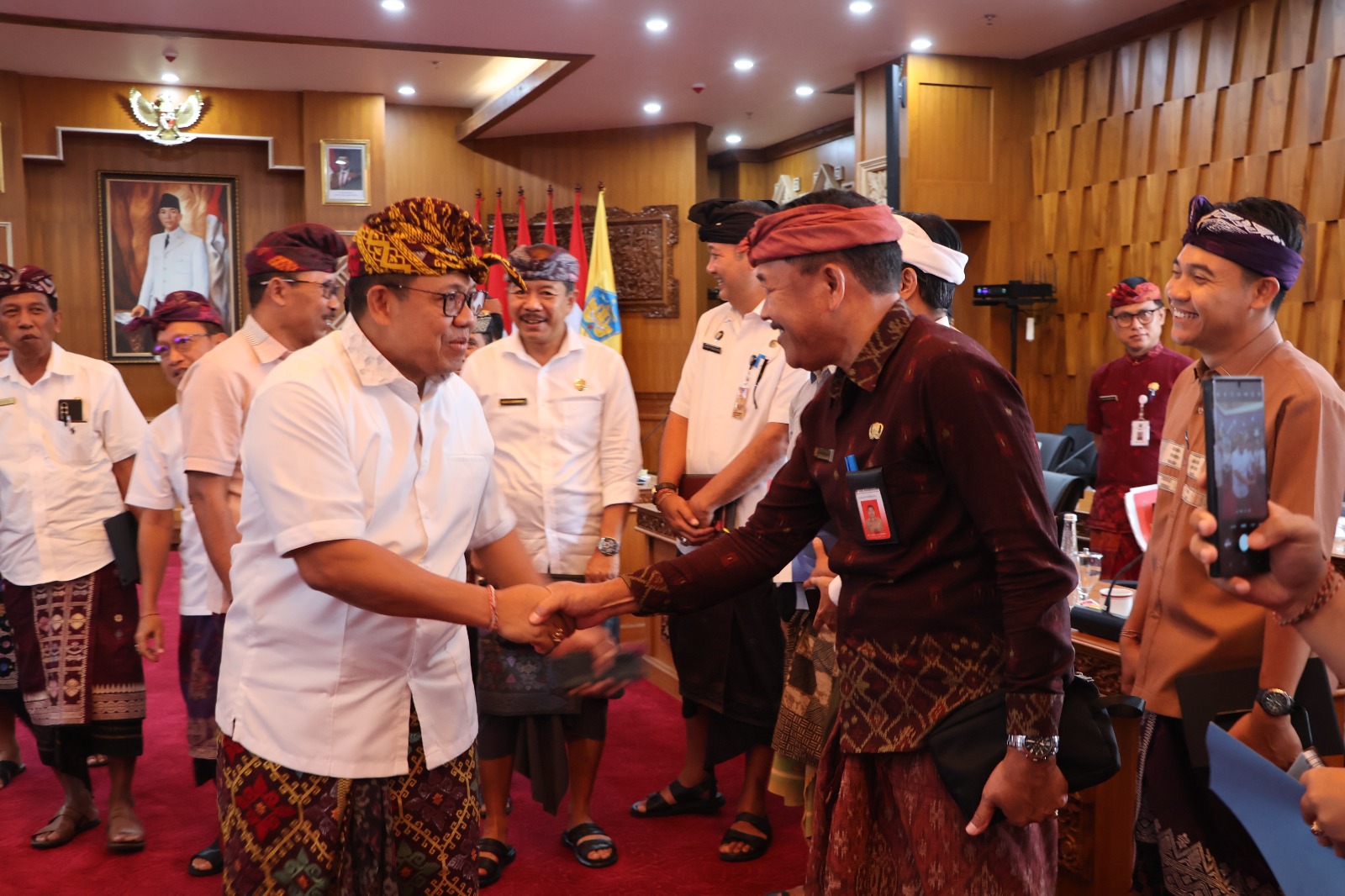 Dukung Pembangunan 3 Juta Rumah, Mahendra Jaya Instruksikan Kabupaten/Kota Segera Tetapkan Perkada Penghapusan BPHTB dan Retribusi bagi MBR