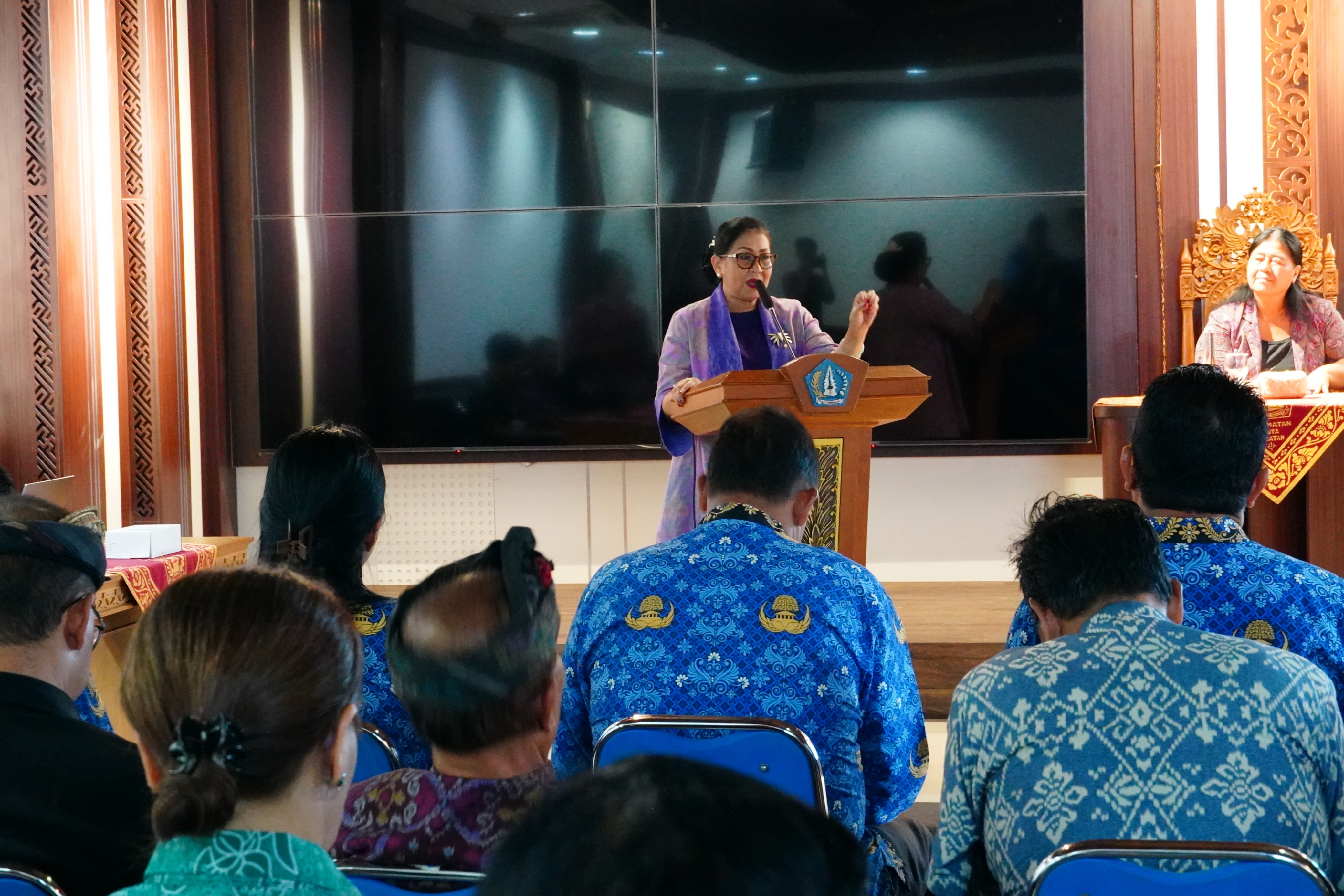 Sasar Dua Kecamatan di Badung, Ibu Putri Koster Serukan Gerak Cepat Tangani Pengelolaan Sampah