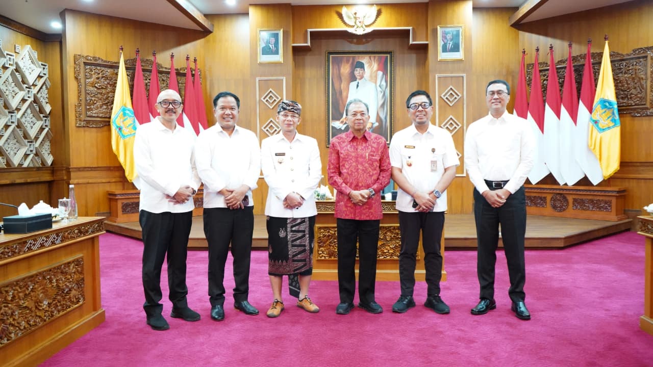 Rakor Tindaklanjuti Pembangunan Infrastruktur Strategis Tahun 2026, Gubernur Koster Minta Kepala Daerah Siapkan Semua Persyaratan