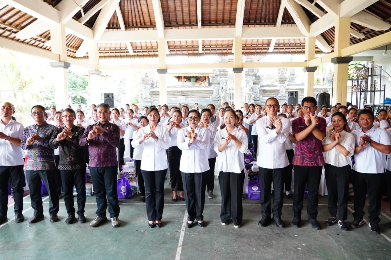 Pegang Peran Penting, Ibu Putri Koster Harap Kader Posyandu Paham Program dan Bekerja dengan Baik