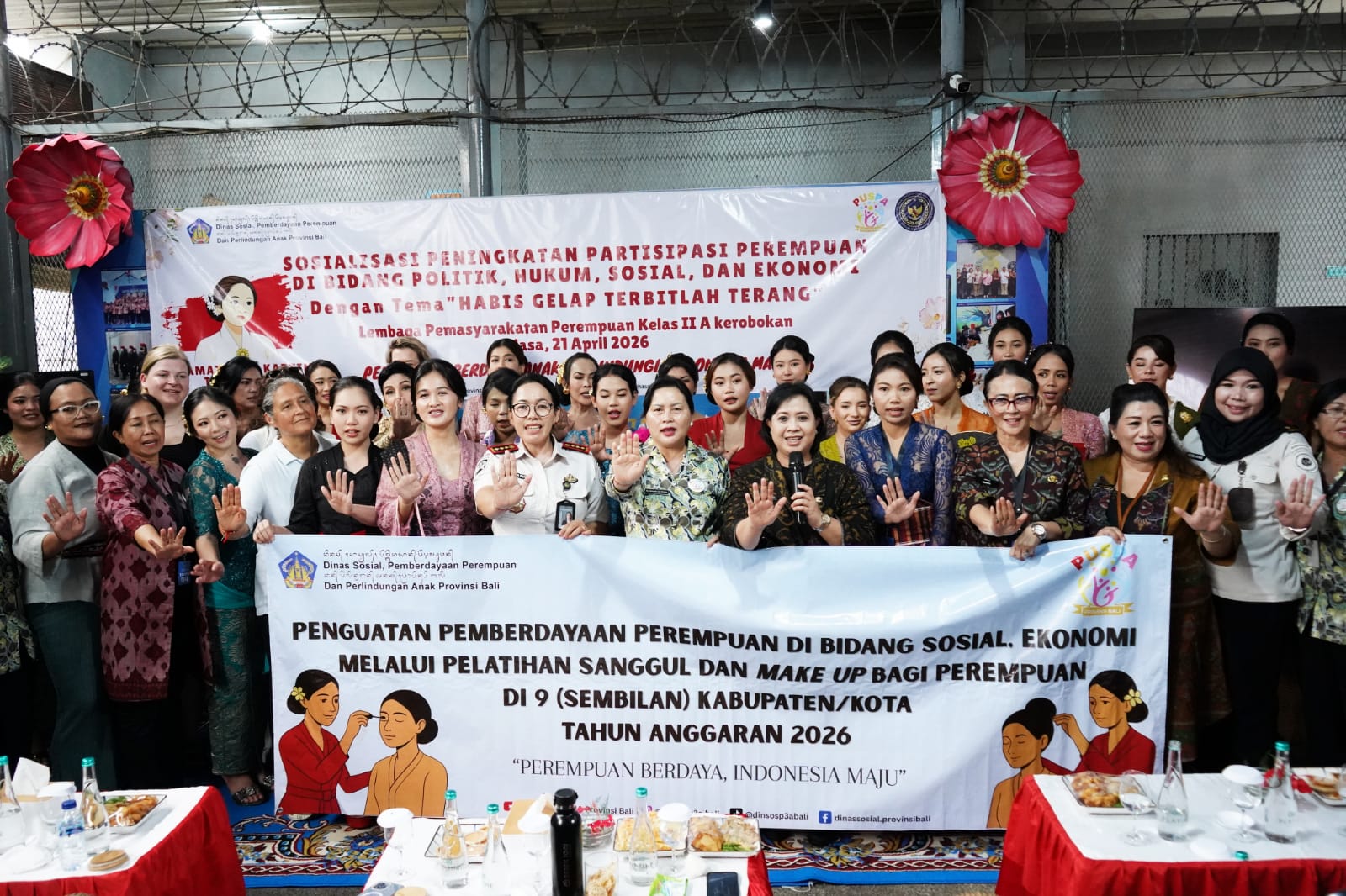 Peringatan Hari Kartini 2026, Ny. Seniasih Giri Prasta Dorong Partisipasi Perempuan di Berbagai Bidang