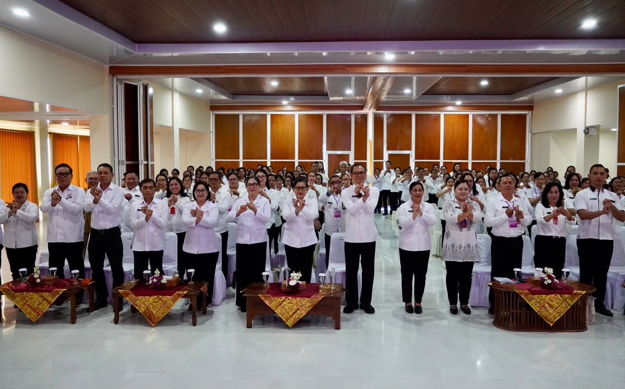 Ketua TP Posyandu Bali Buka Bimtek Angkatan IX, Tegaskan Posyandu Jadi Pilar Pembangunan Masyarakat