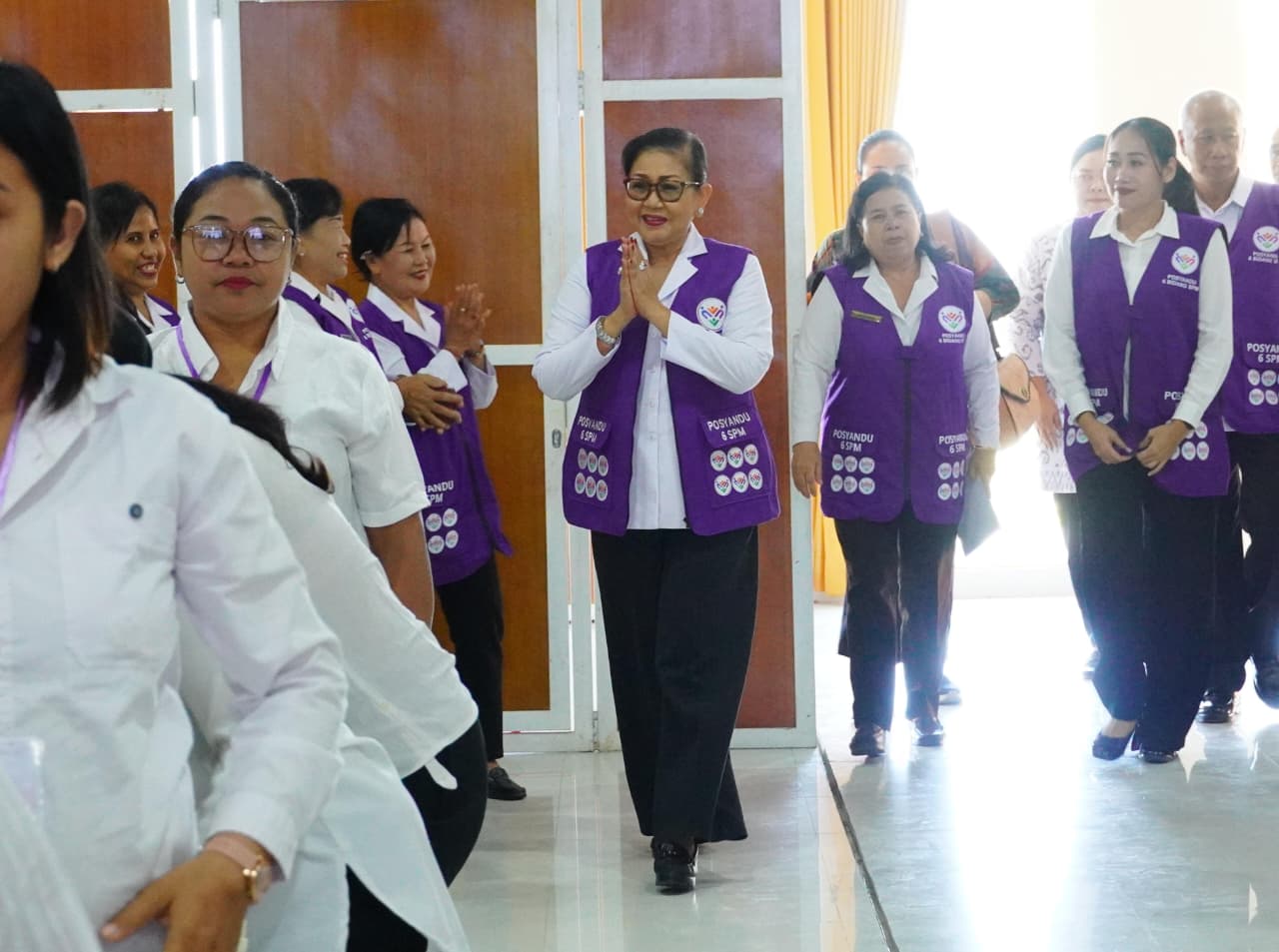 Ny. Putri Koster Tutup Bimtek Bina Posyandu Angkatan XI Tahun 2026