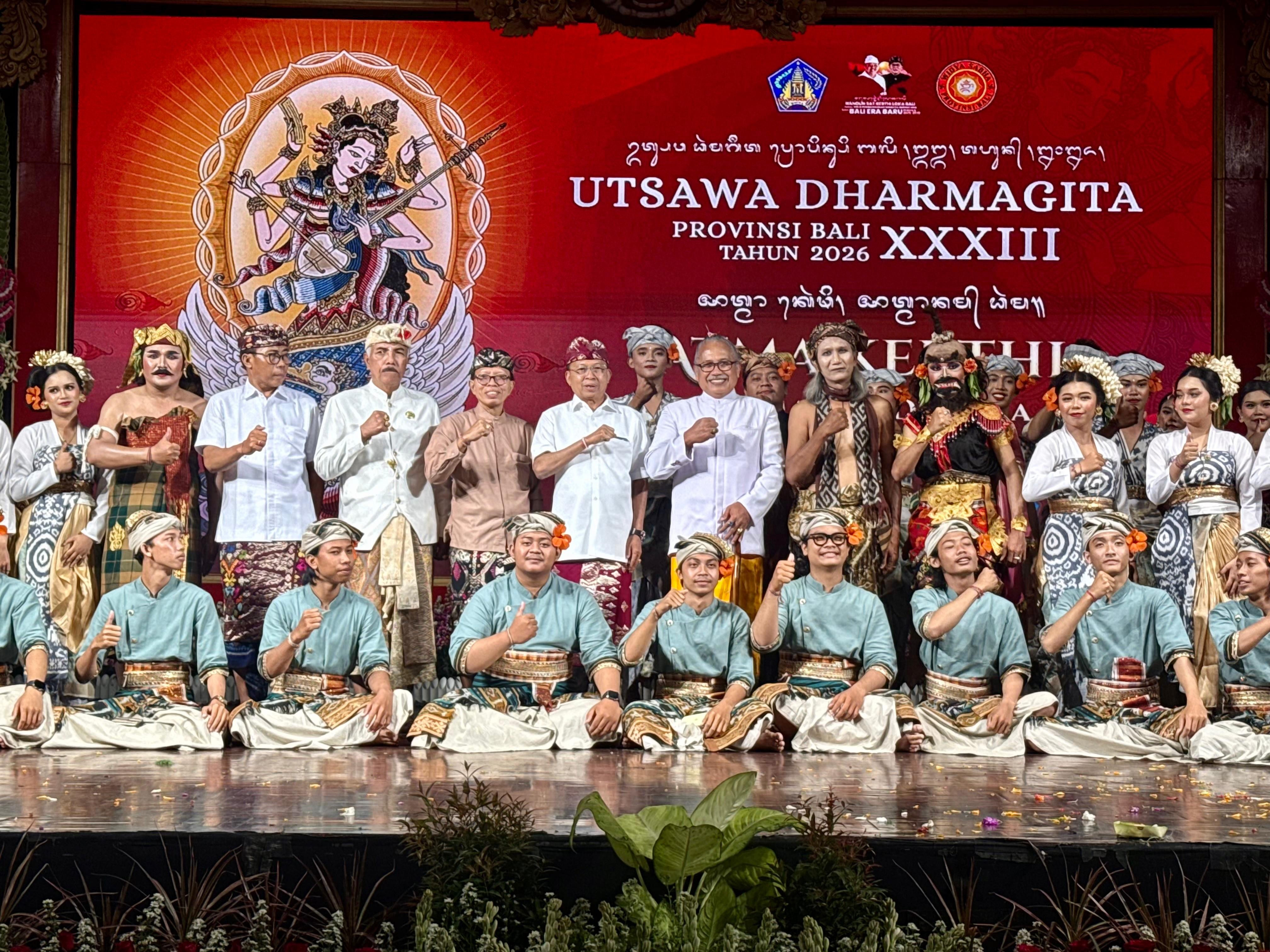 Buka Utsawa Dharma Gita XXXIII Bali 2026, Gubernur Koster Tegaskan Pentingnya Membangun SDM Bali Unggul dan Berintegritas