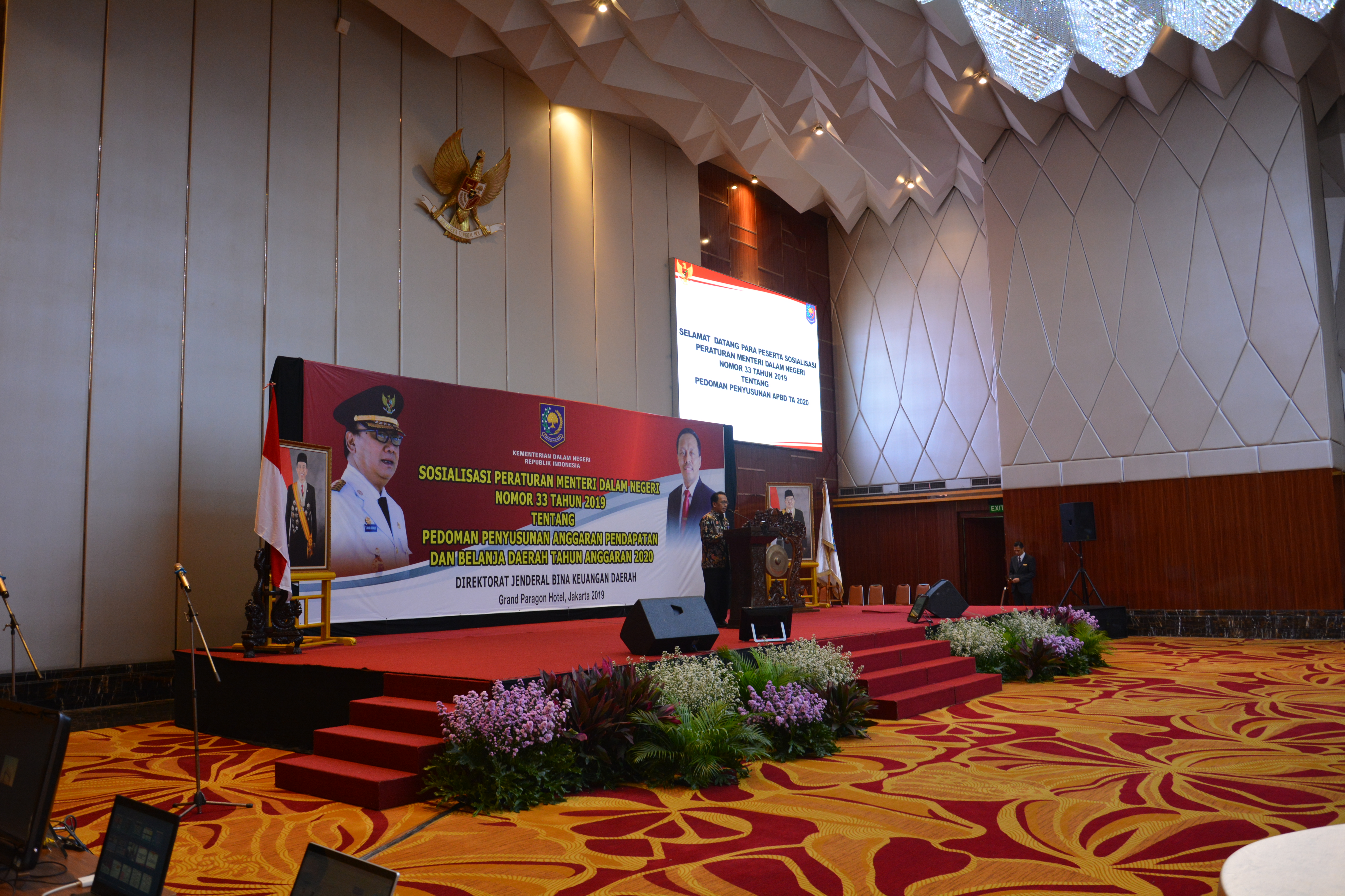SEKRETARIS DAERAH MENGHADIRI UNDANGAN SOSIALISASI PERATURAN MENTERI DALAM NEGERI NOMOR 33 TAHUN 2019