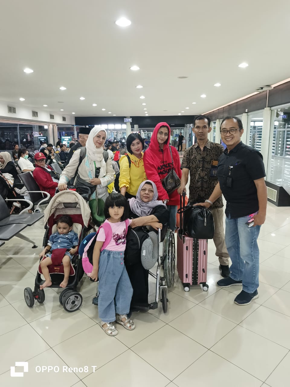 Fasilitasi Penjemputan WNI Bali dari Yaman di Bandara Soekarno Hatta