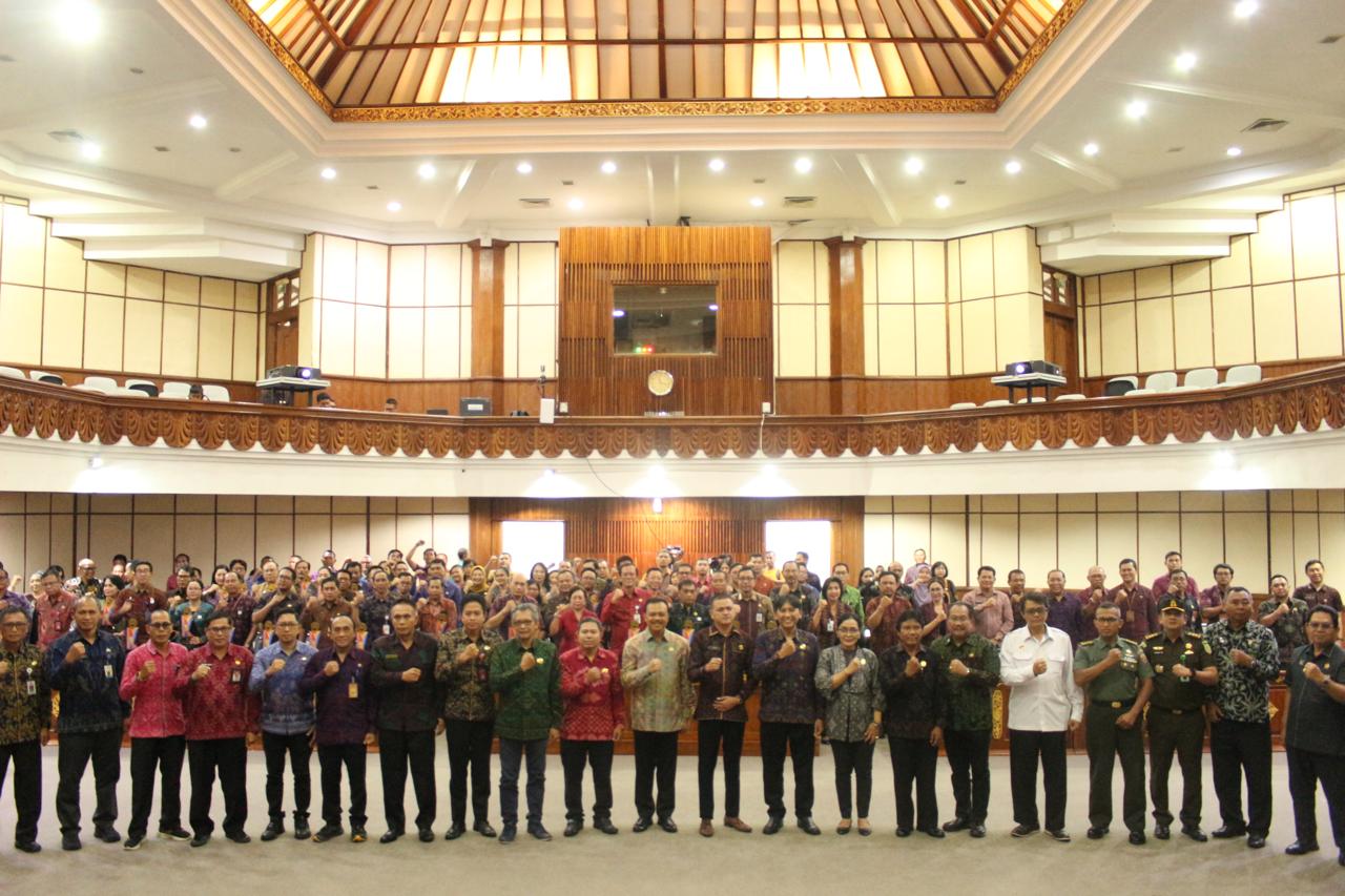 RSUD Bali Mandara Memperoleh Penghargaan dengan predikat Informatif dalam Keterbukaan Informasi Publik (KIP) Tahun 2024
