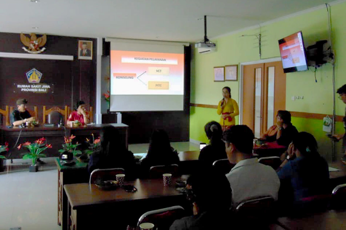 Kunjungan Koordinator VCT Rumah Sakit Jiwa Prof.Dr. V.L Ratumbuysang