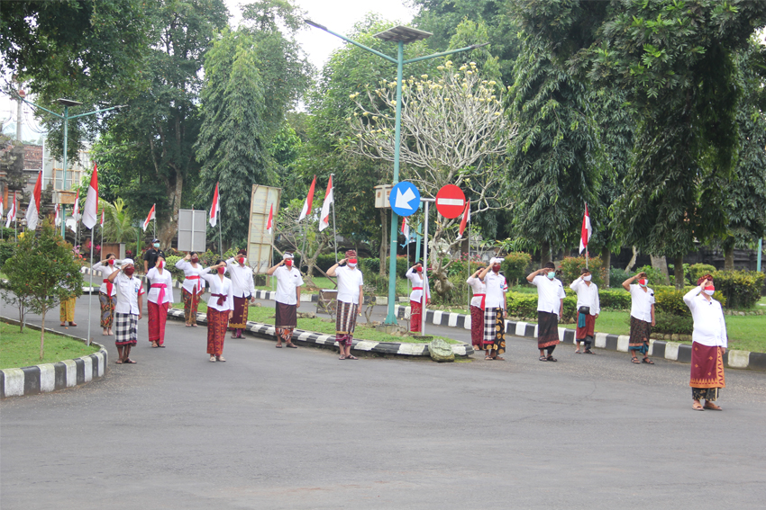 Upacara Bendera dalam rangka memperingati HUT RI ke -75