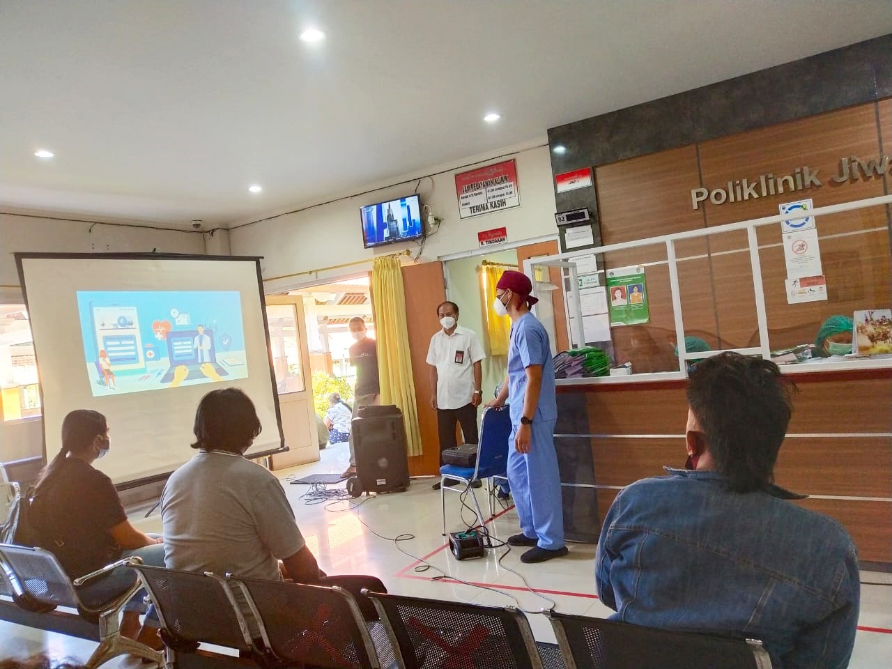 Penyuluhan hari ini dilaksanakan oleh Tim PKRS bersama mahasiwa UNIZAR