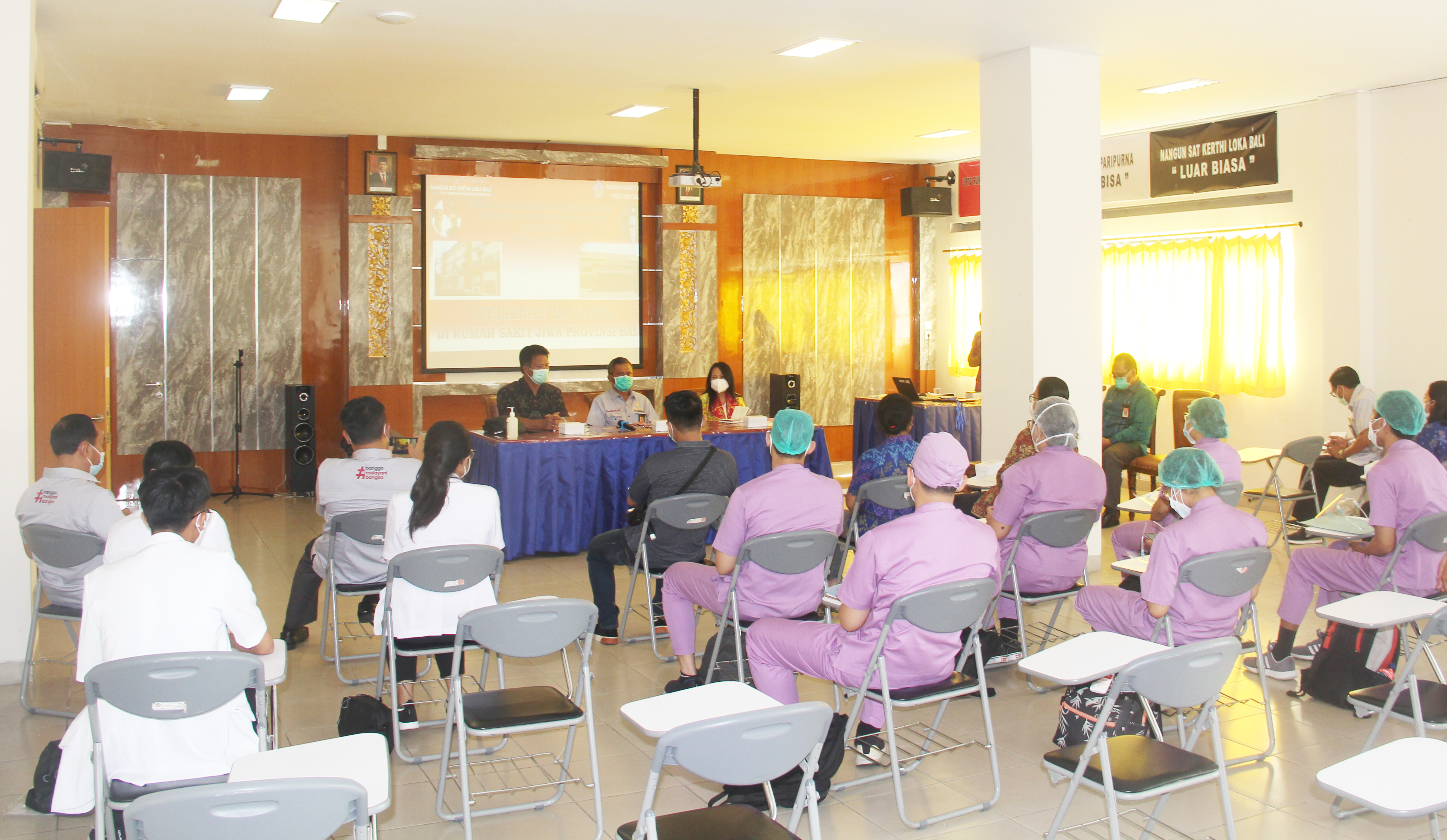 Penerimaan dan orientasi mahasiswa praktik kepaniteraan klinik dari Fakultas Kedokteran Universitas Pendidikan Ganesha Singaraja dan Fakultas Kedokteran dan Ilmu Kesehatan Universitas Warmadewa
