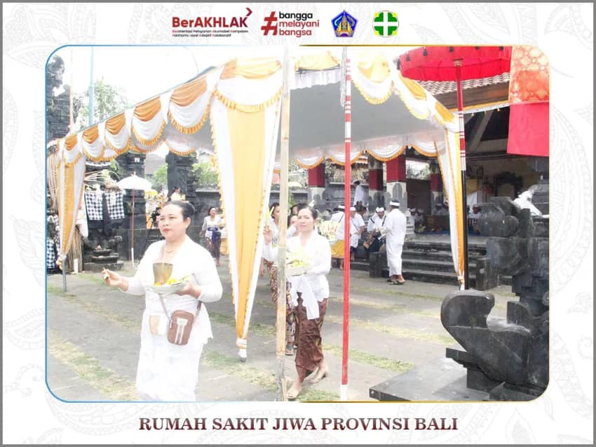 Piodalan di Pura Tirta Ganapati