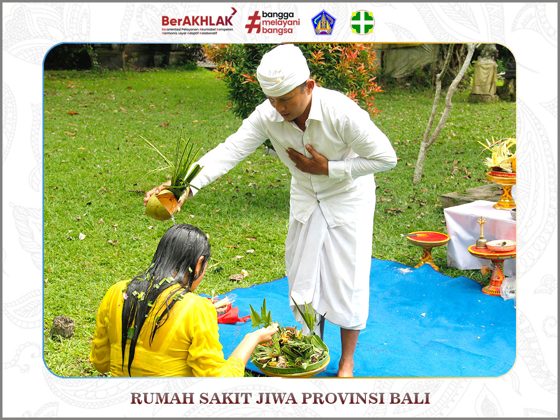 Terapi melukat di Jaba Genah Melukat Rumah Sakit Jiwa Provinsi Bali
