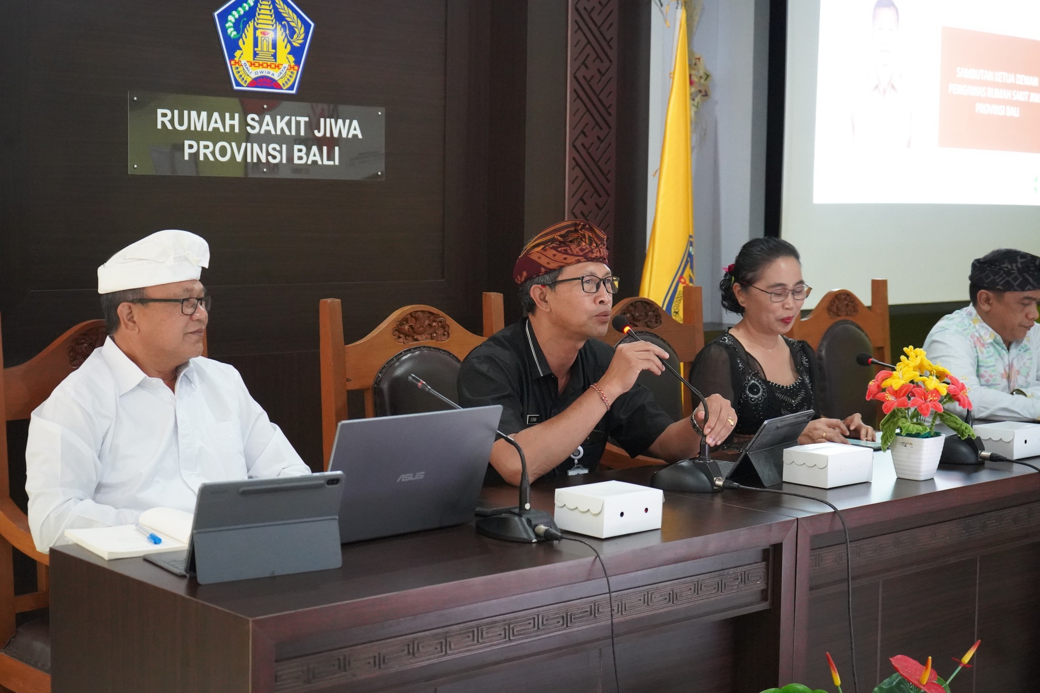 Rapat Monitoring dan Evaluasi Capaian Indikator Mutu Rumah Sakit pada Triwulan II