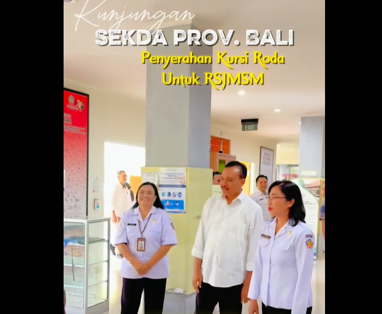 Bantuan kursi roda dari Pemerintah Provinsi Bali