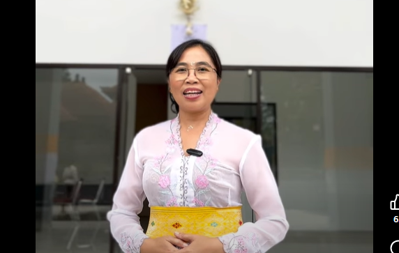 Menjadi perempuan berarti kuat