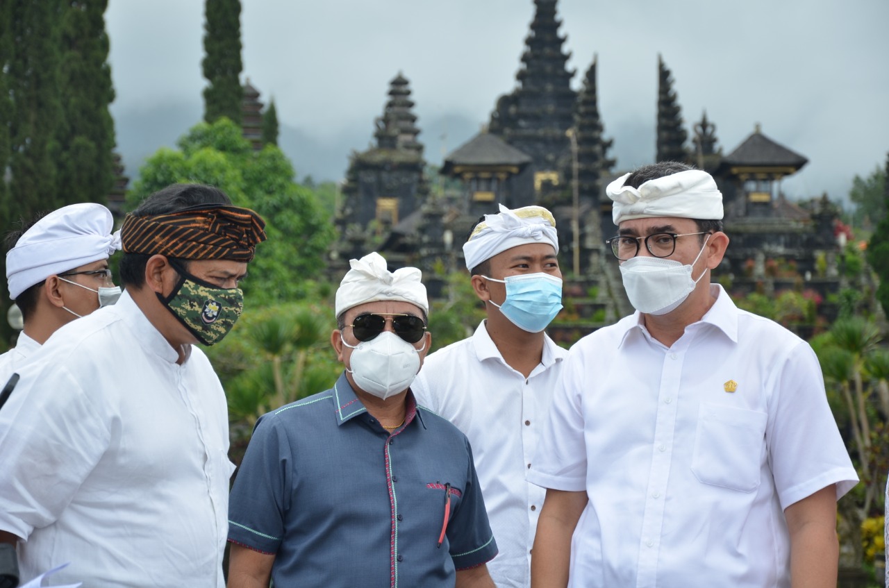 Komisi III DPRD Bali lakukan Pengawasan terhadap Penataan Kawasan Besakih