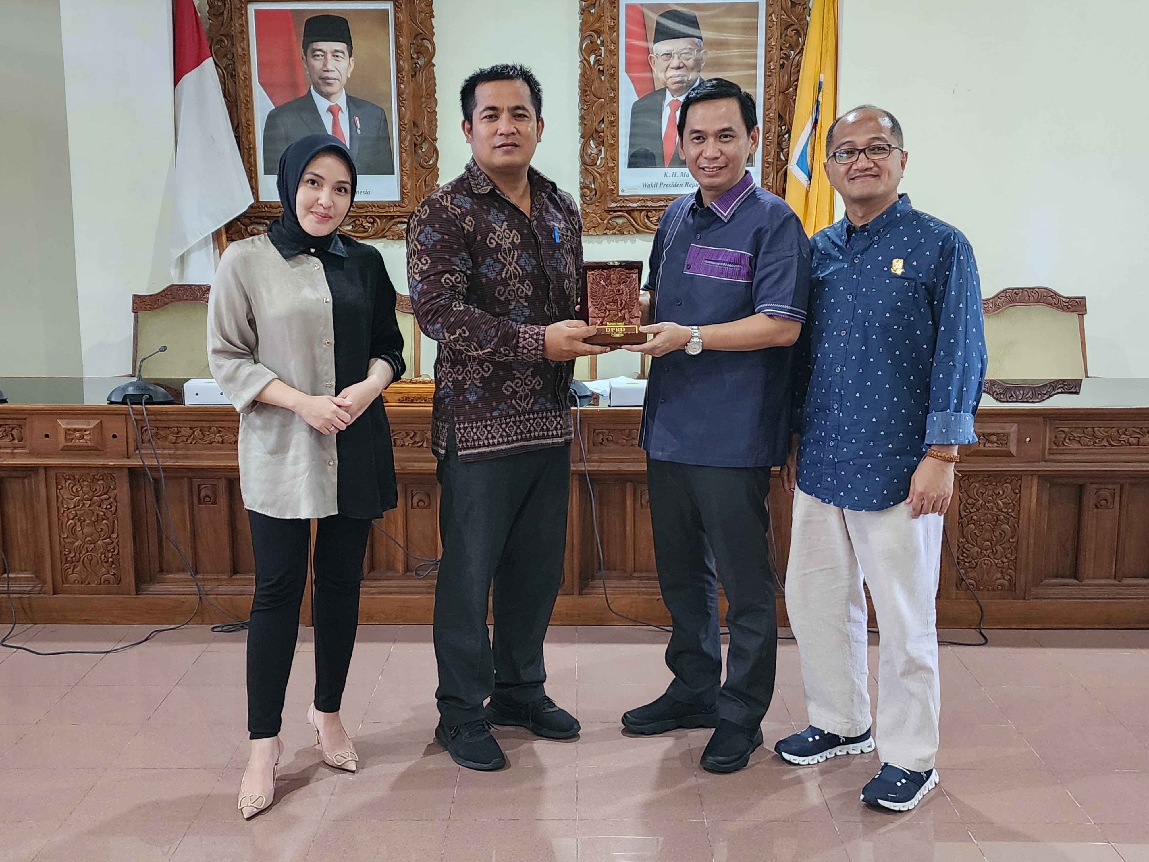 Sekretariat DPRD Bali Menerima Kunjungan Kerja DPRD Kota Balikpapan dan DPRD Provinsi Jambi