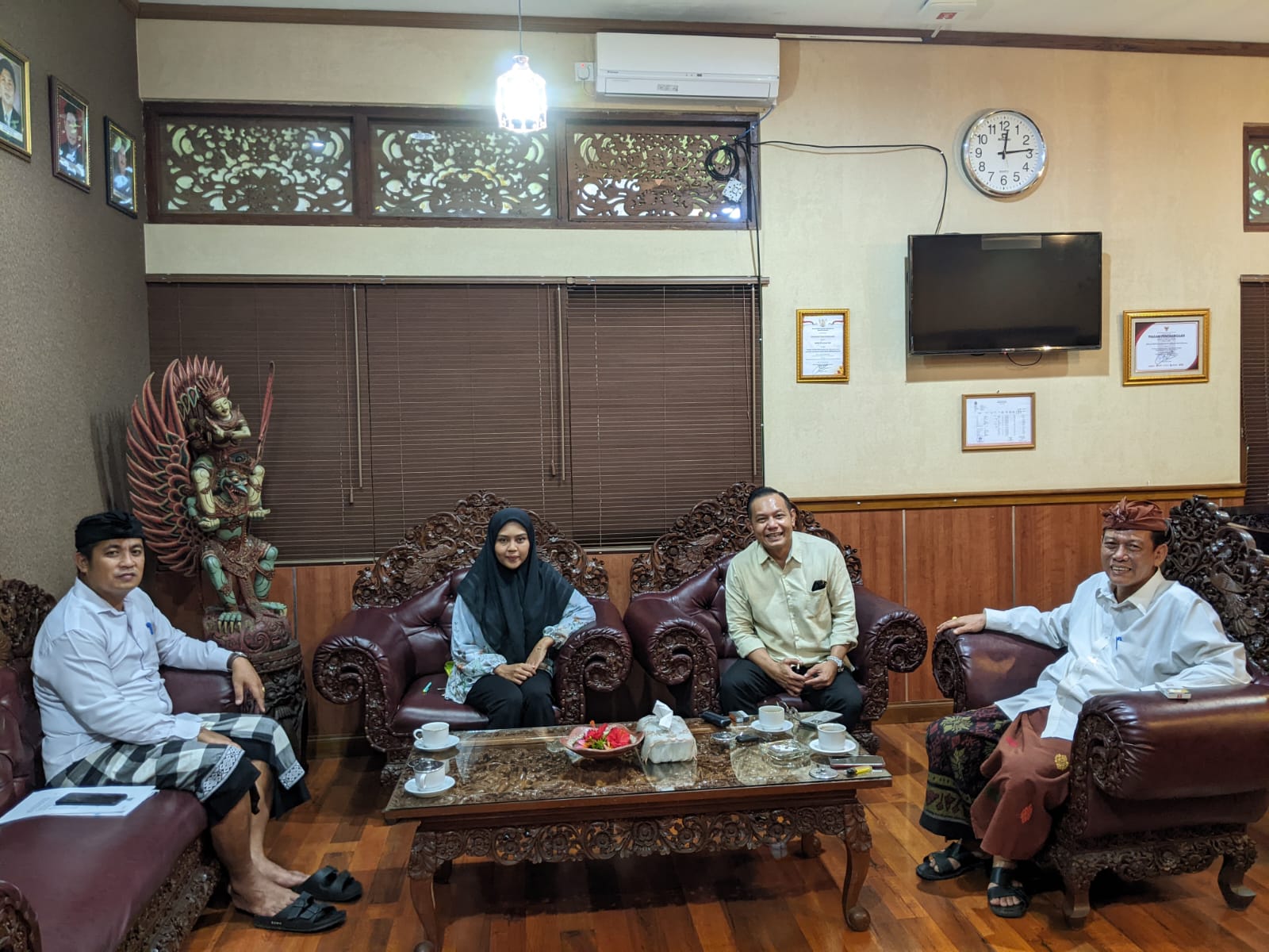 Sekretaris DPRD Bali Terima Kunjungan Kerja DPRD Yogyakarta