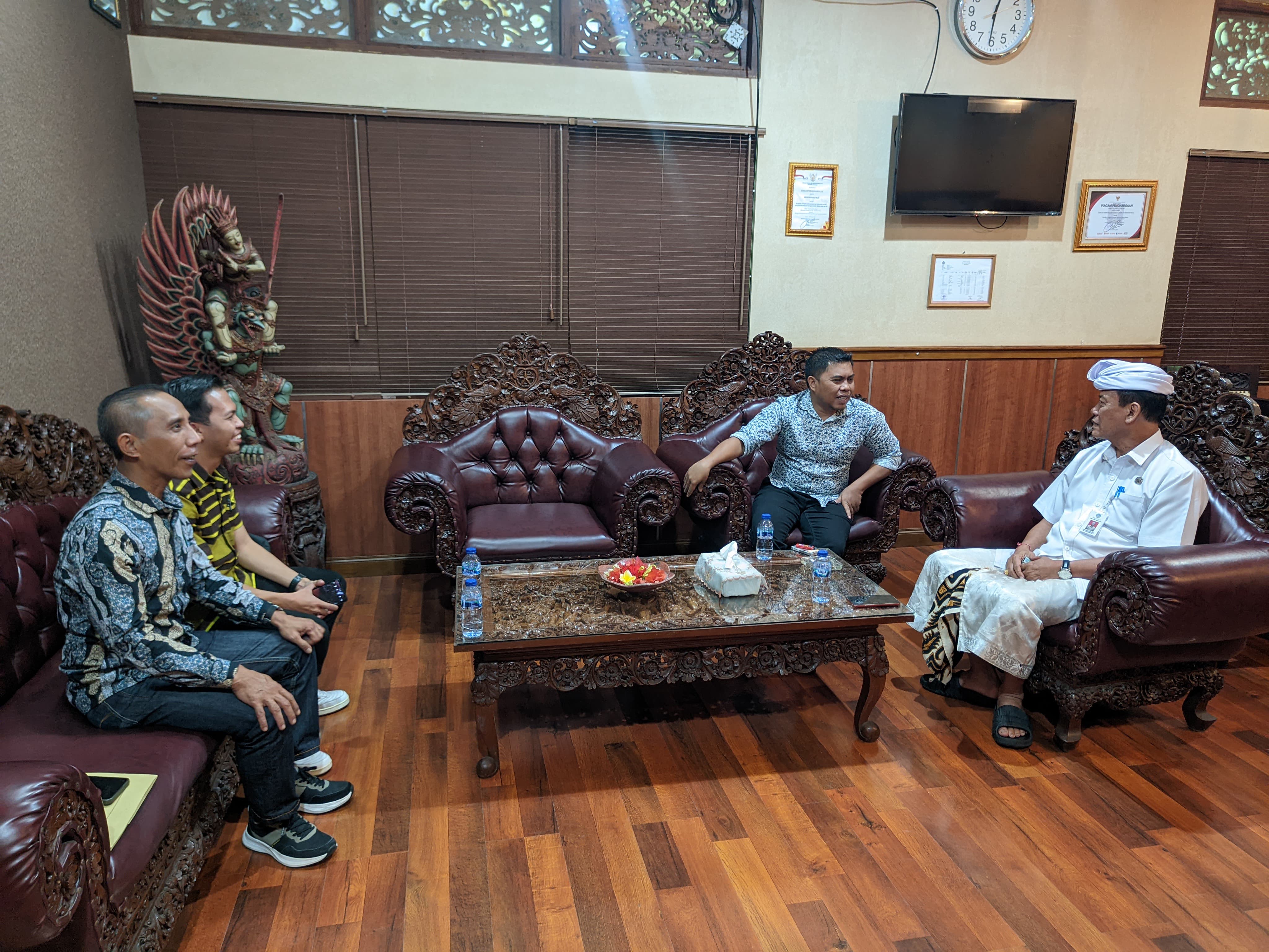 Setwan DPRD Bali Menerima Kunjungan Kerja DPRD Kota Mataram