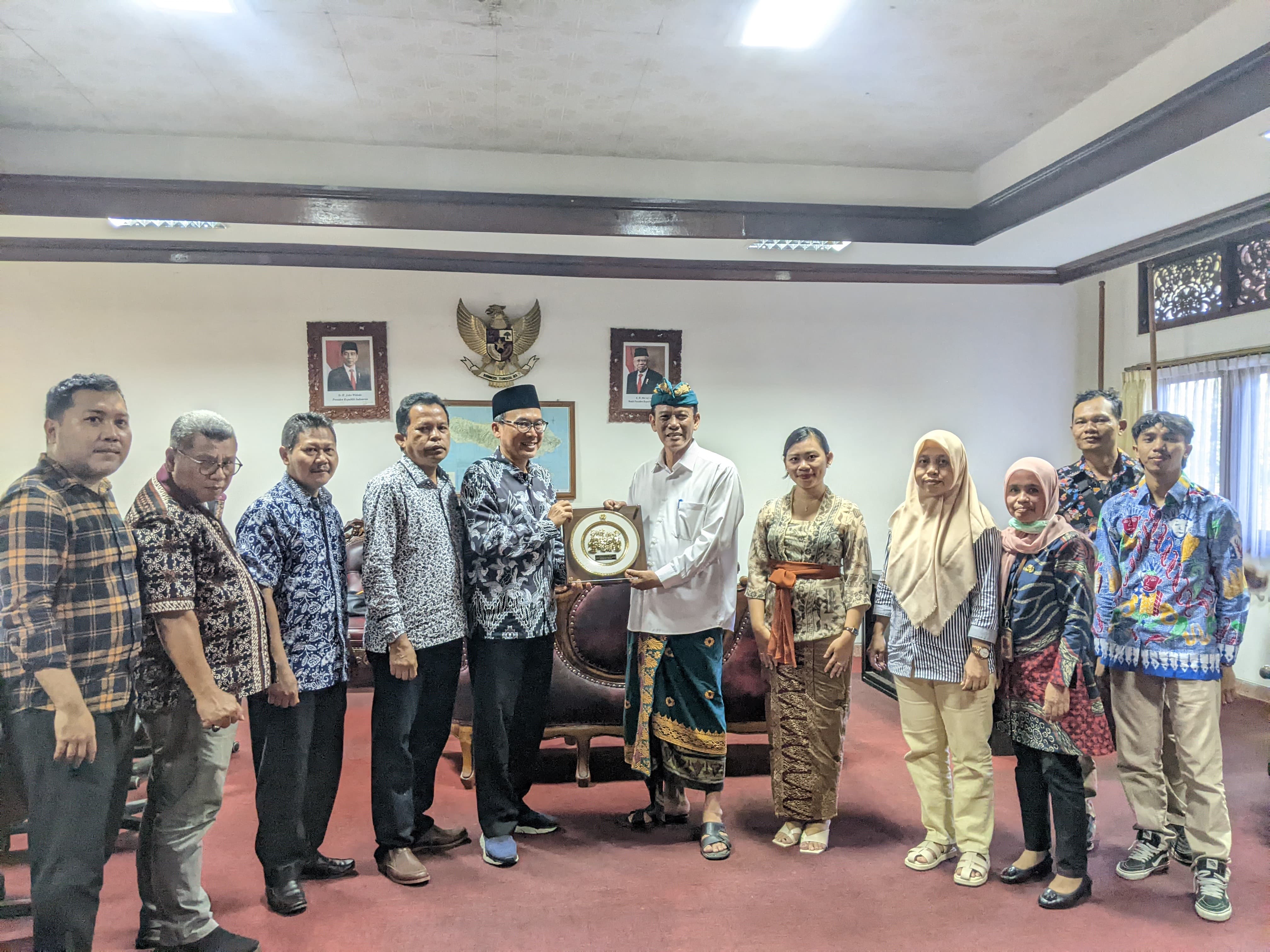 Sekwan DPRD Bali Menerima Banggar DPRD DKI Jakarta