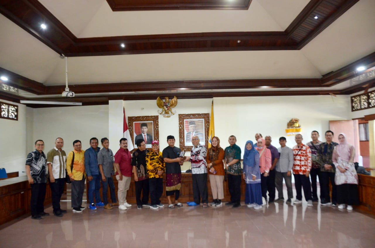Setwan DPRD Bali Terima Kunjungan Kerja Banmus DPRD Kota Yogyakarta